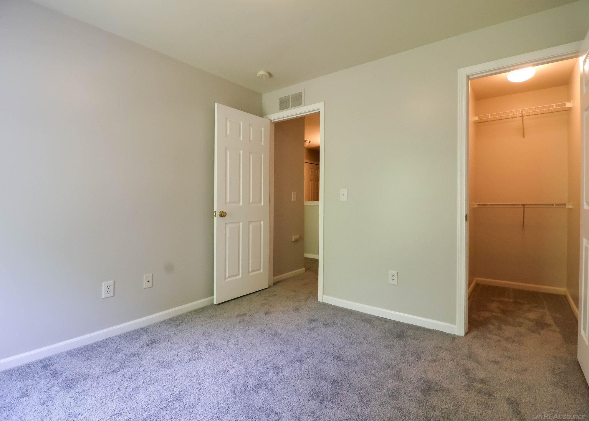 25675 Maritime Circle North Circle, MI — Photo 10