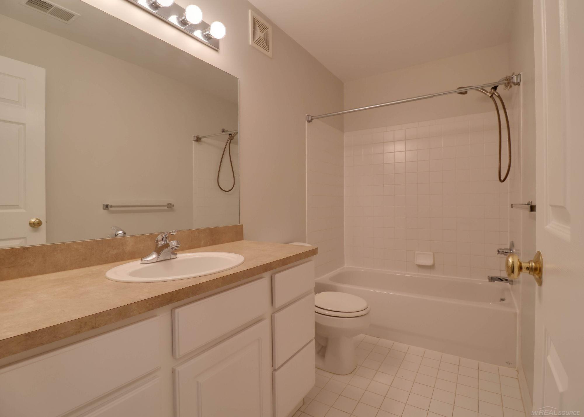 25675 Maritime Circle North Circle, MI — Photo 13