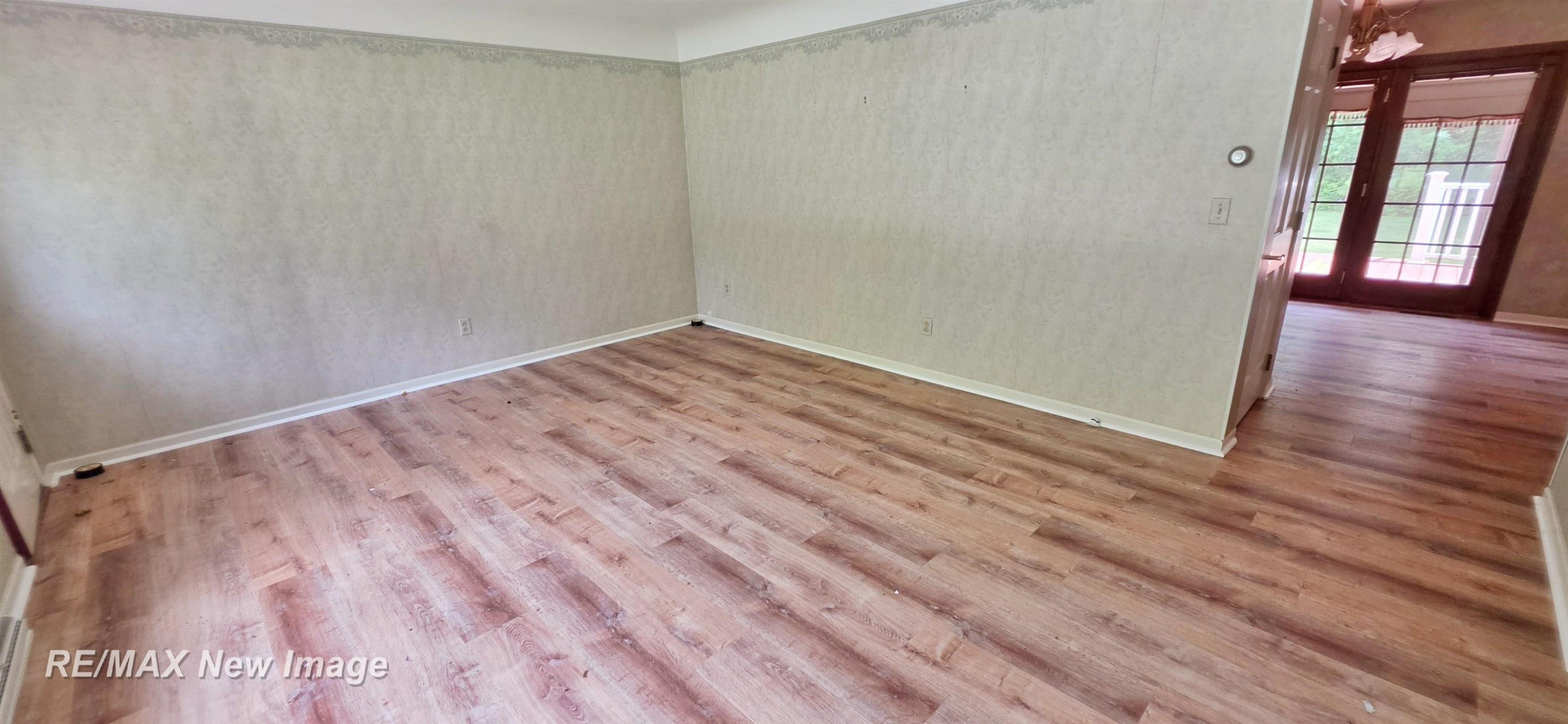 4445 Eastport Drive, Bridgeport, MI 48722 — Photo 7