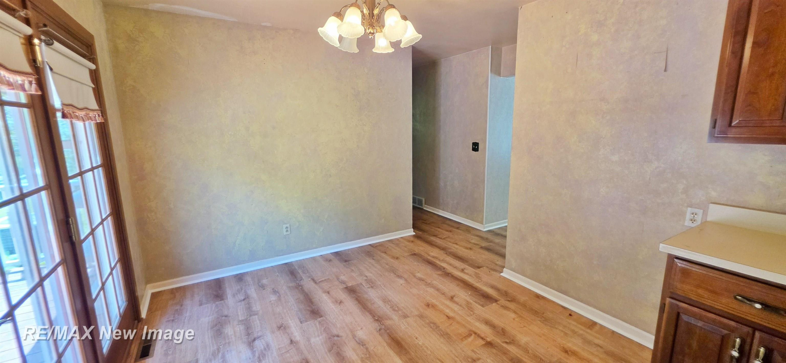 4445 Eastport Drive, Bridgeport, MI 48722 — Photo 8