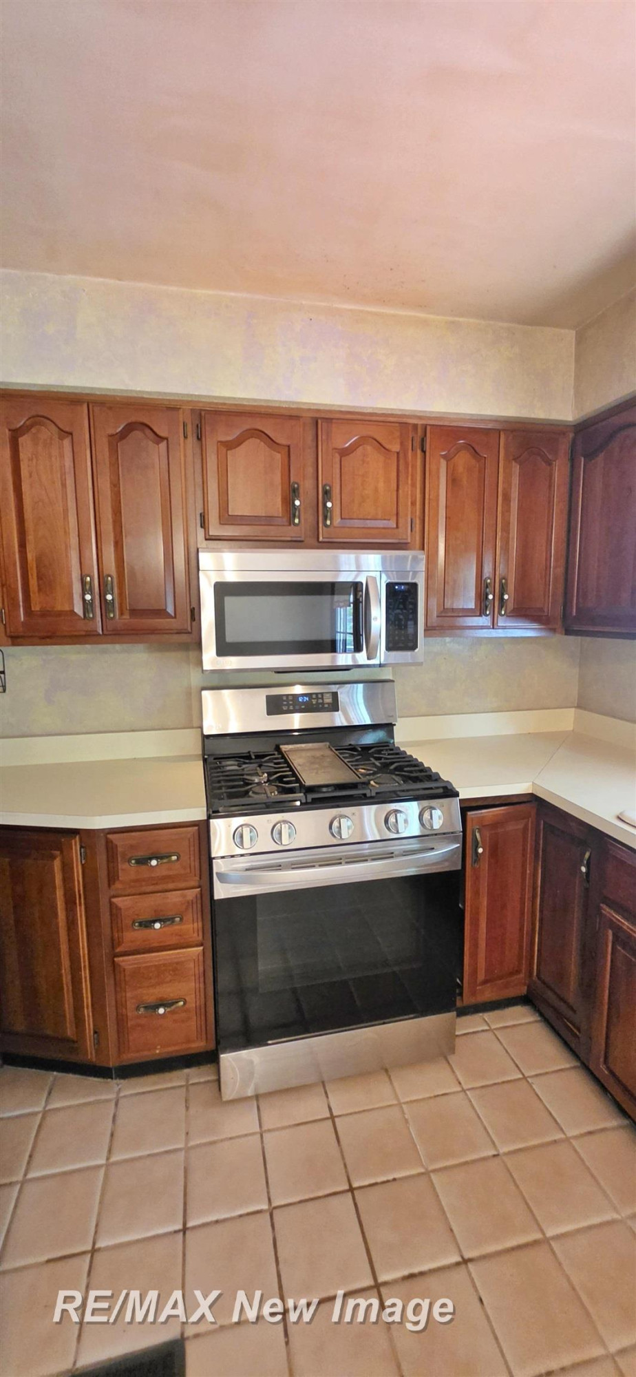 4445 Eastport Drive, Bridgeport, MI 48722 — Photo 15