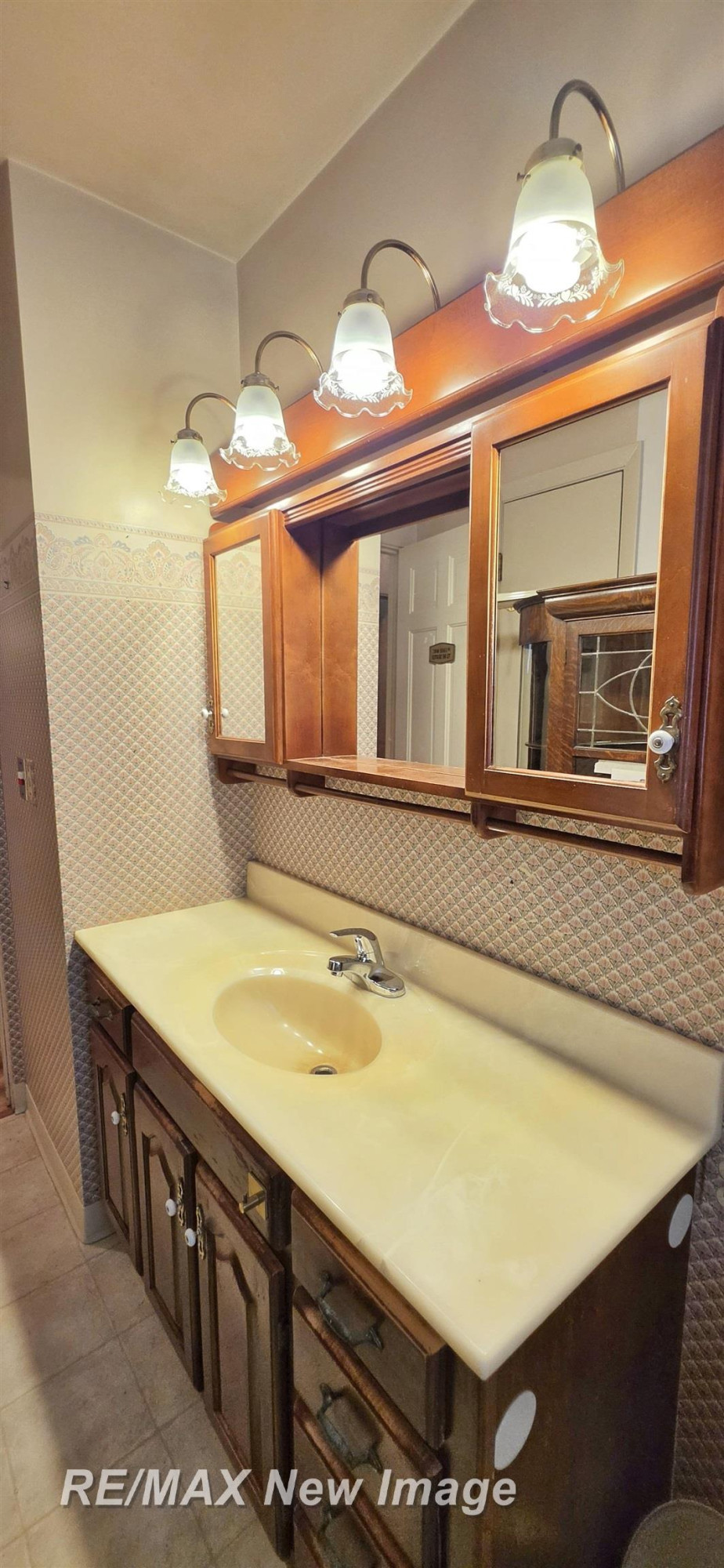4445 Eastport Drive, Bridgeport, MI 48722 — Photo 23