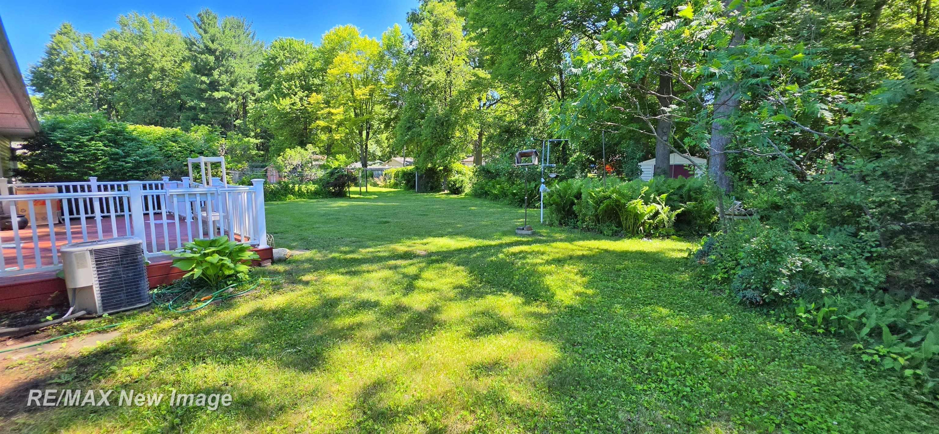 4445 Eastport Drive, Bridgeport, MI 48722 — Photo 32