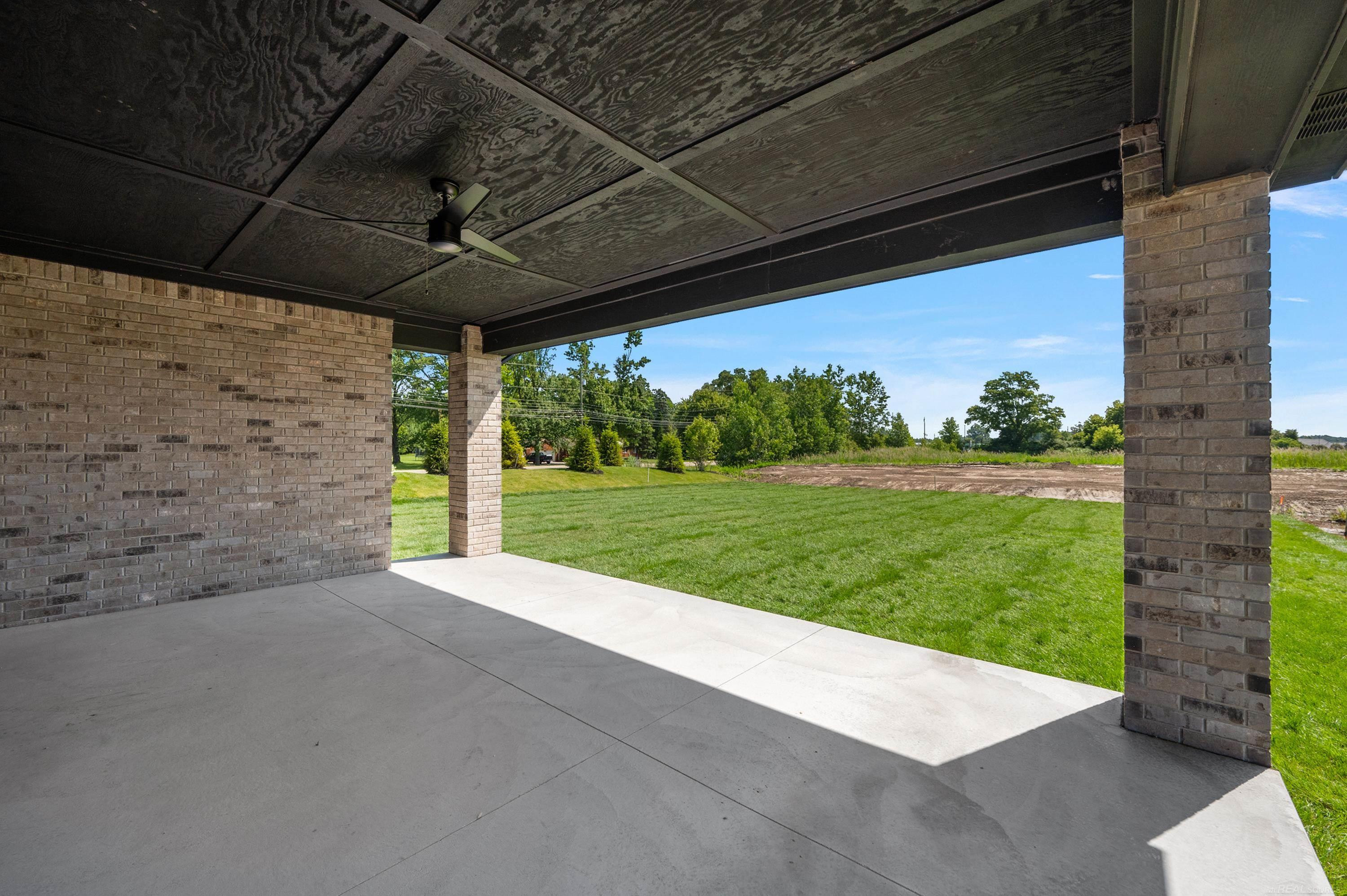 54946 Rose Terrace Drive, Shelby Twp, MI 48316 — Photo 8