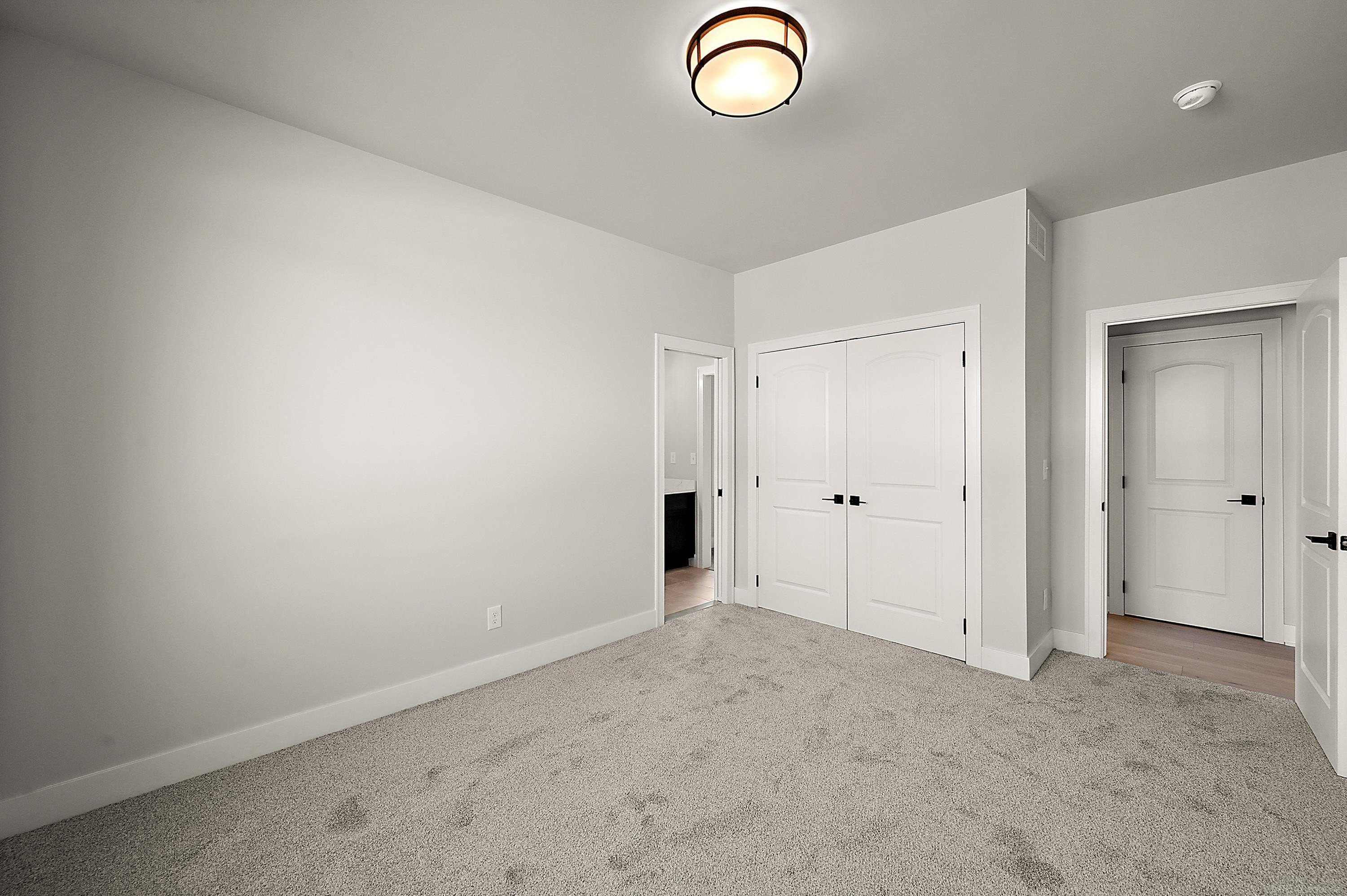 54946 Rose Terrace Drive, Shelby Twp, MI 48316 — Photo 40