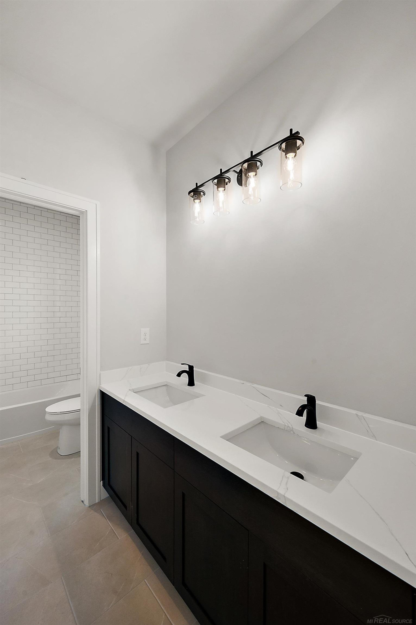 54946 Rose Terrace Drive, Shelby Twp, MI 48316 — Photo 41