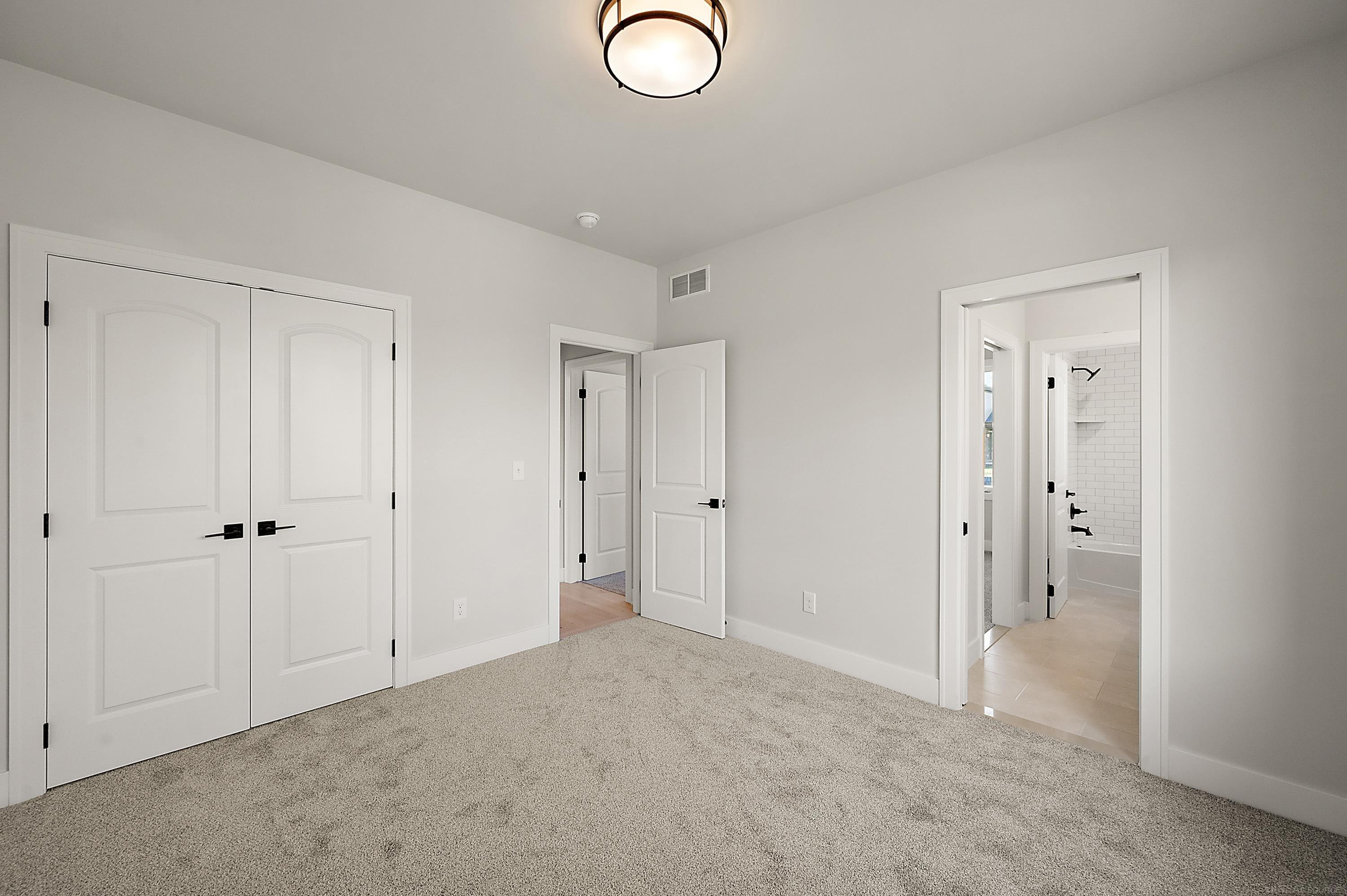 54946 Rose Terrace Drive, Shelby Twp, MI 48316 — Photo 44