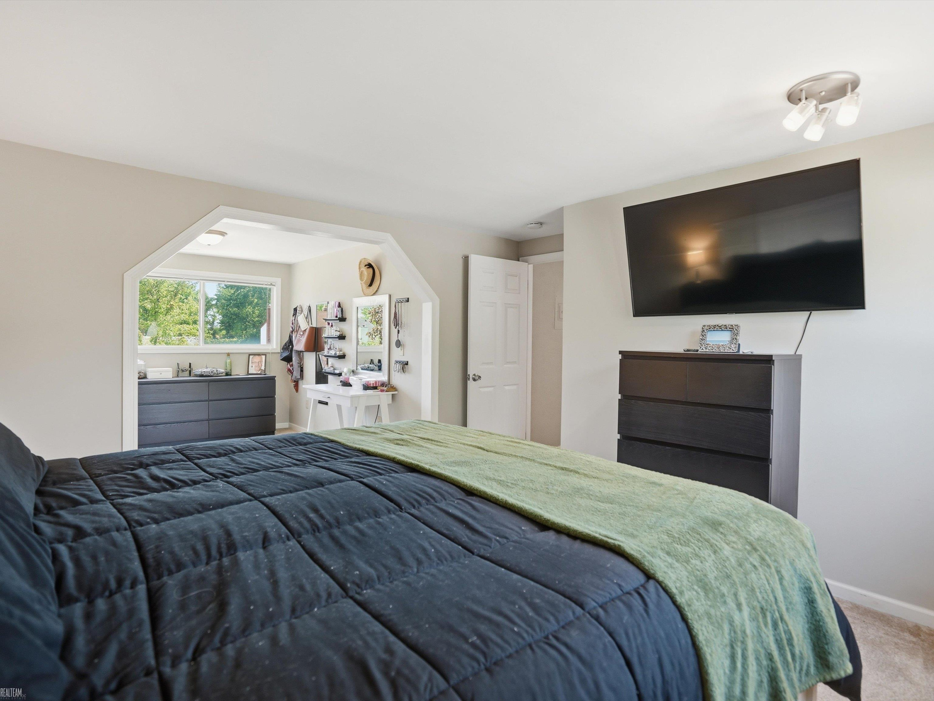 8835 Royce Drive, Sterling Heights, MI 48313 — Photo 30
