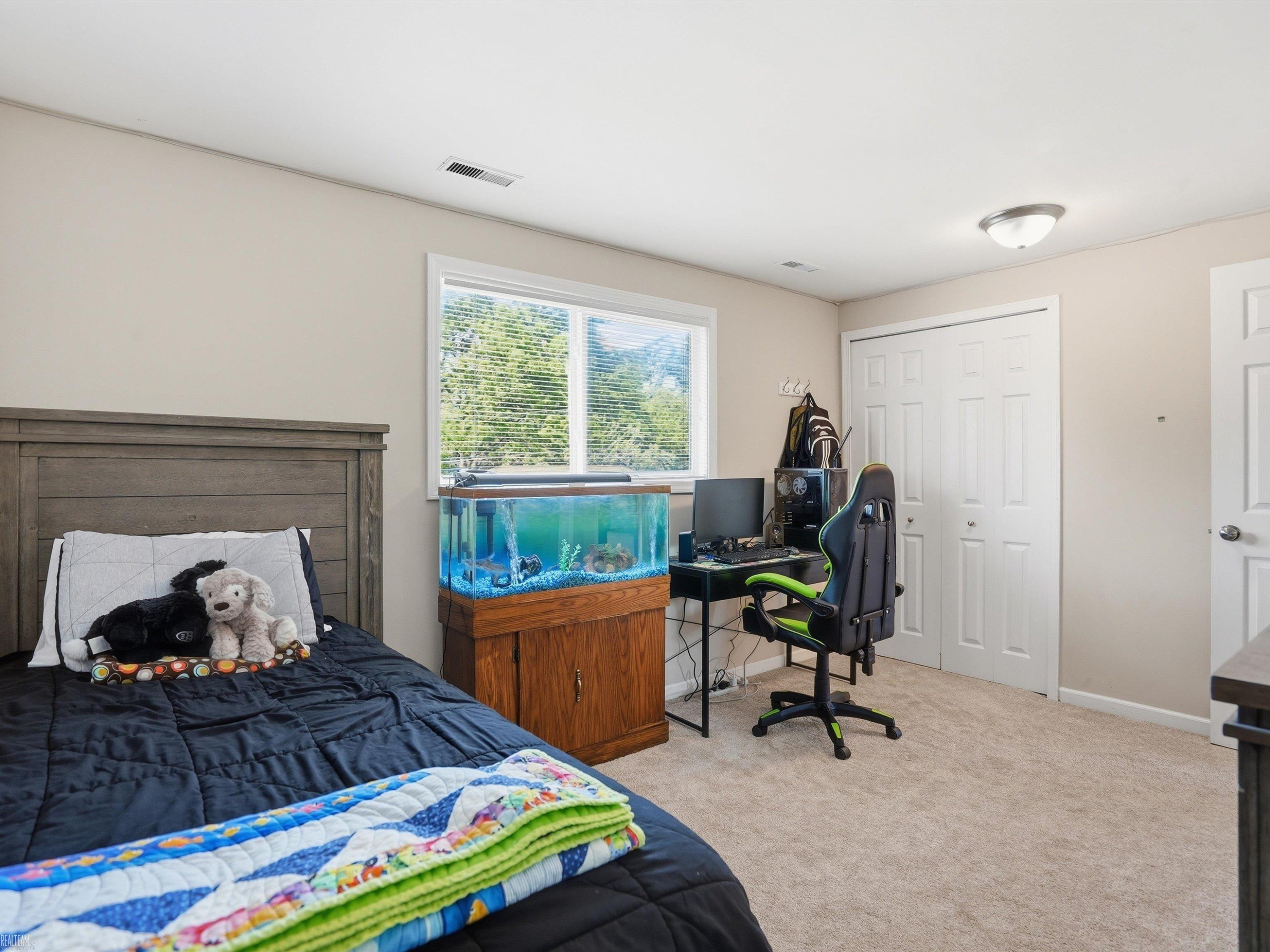 8835 Royce Drive, Sterling Heights, MI 48313 — Photo 32