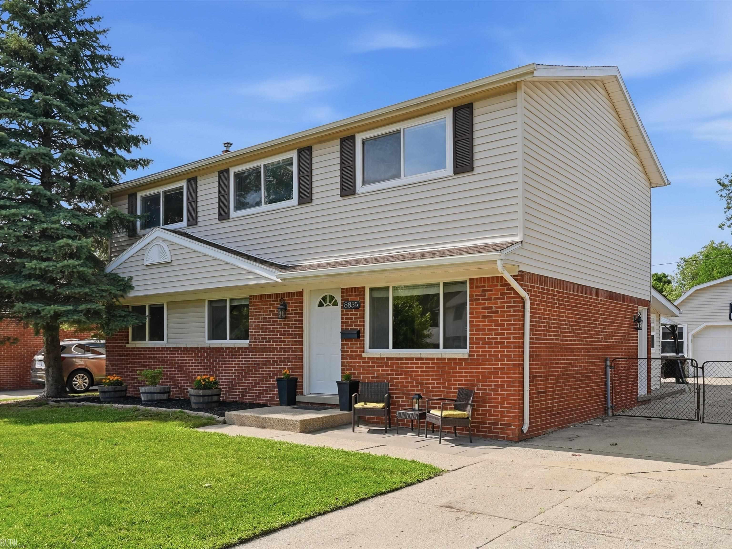 8835 Royce Drive, Sterling Heights, MI 48313 — Photo 50