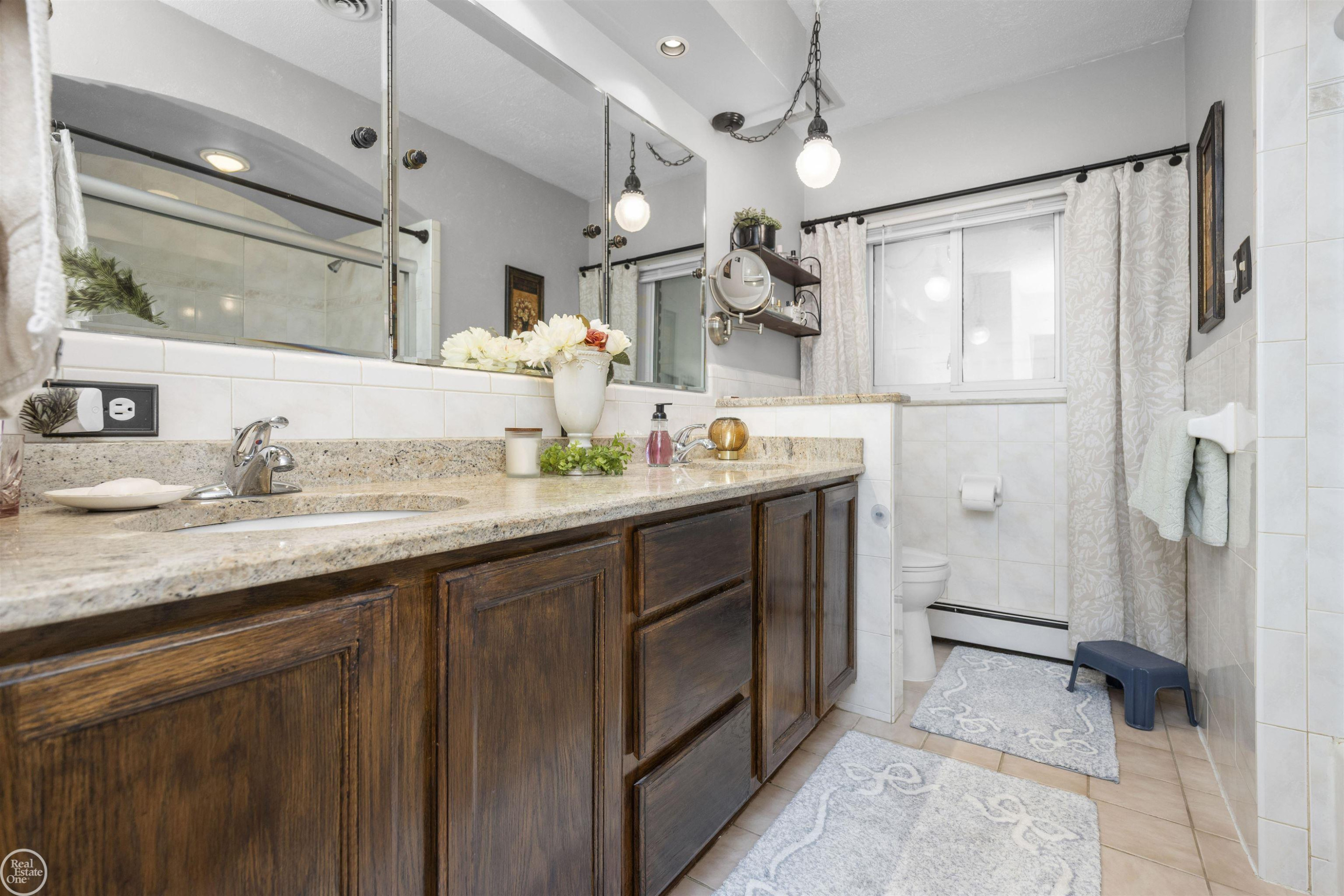 5248 Brookside Drive, Shelby Twp, MI 48316 — Photo 17