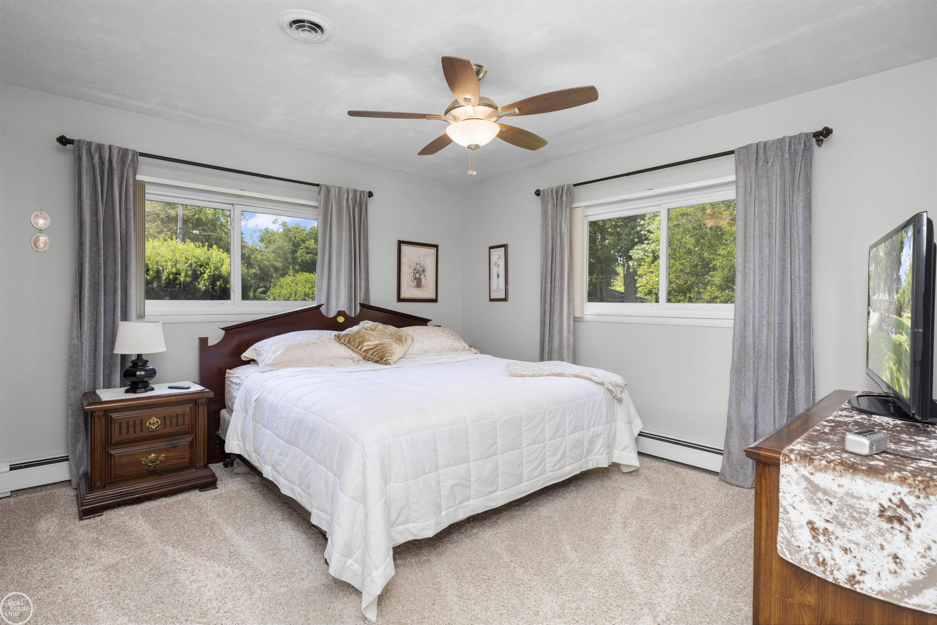 5248 Brookside Drive, Shelby Twp, MI 48316 — Photo 19