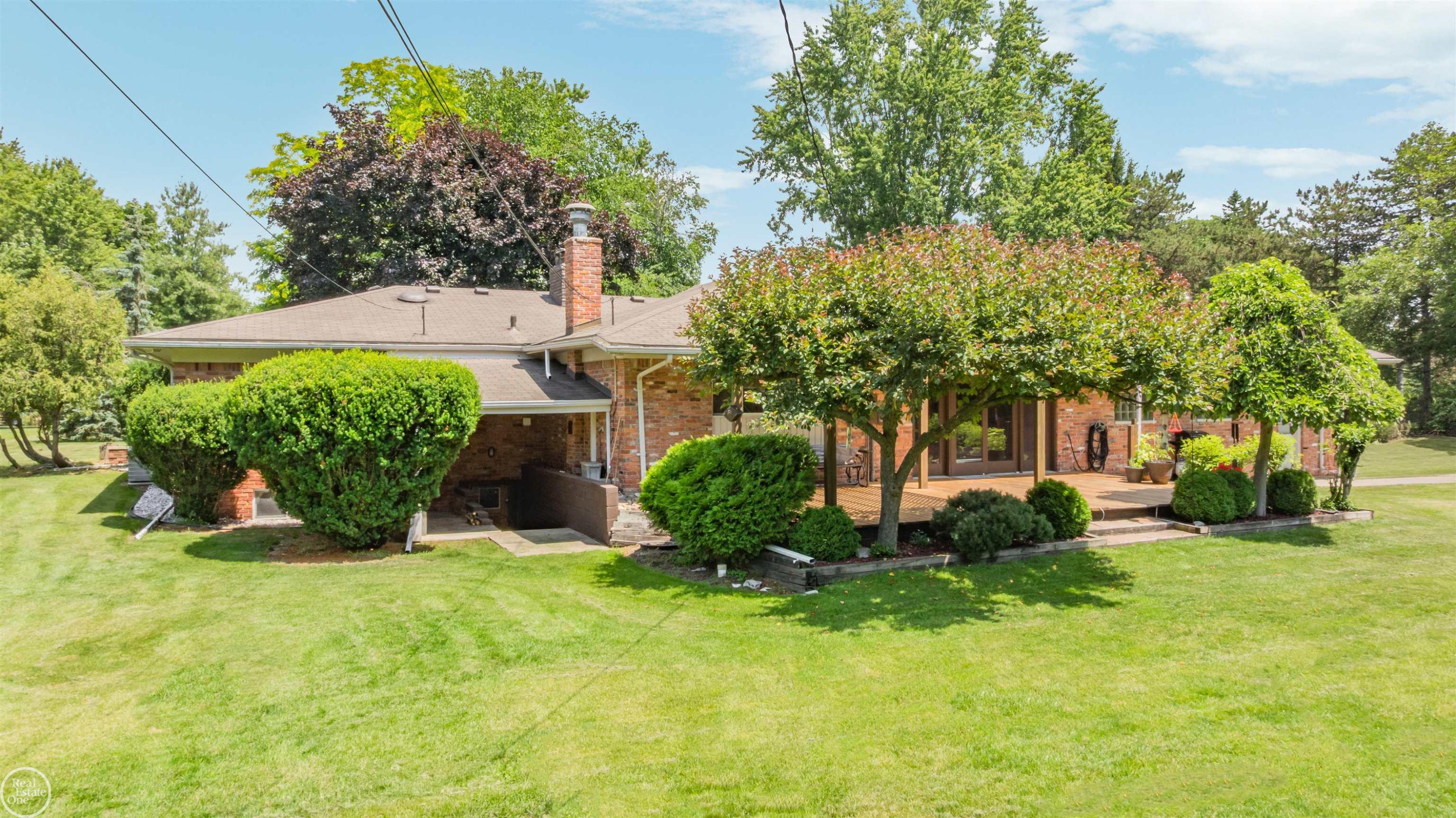 5248 Brookside Drive, Shelby Twp, MI 48316 — Photo 31