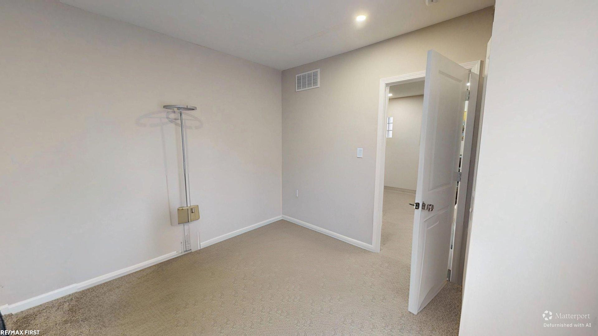 8415 Sherman Avenue, Warren, MI 48089 — Photo 10