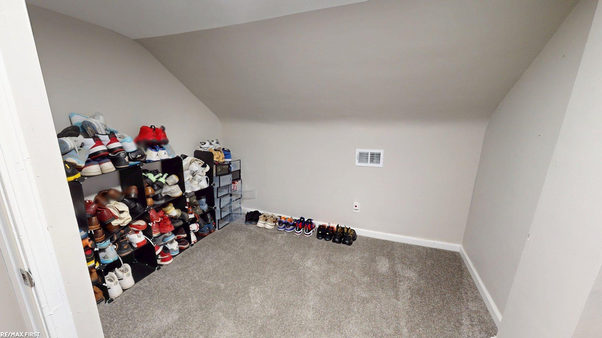 8415 Sherman Avenue, Warren, MI 48089 — Photo 14