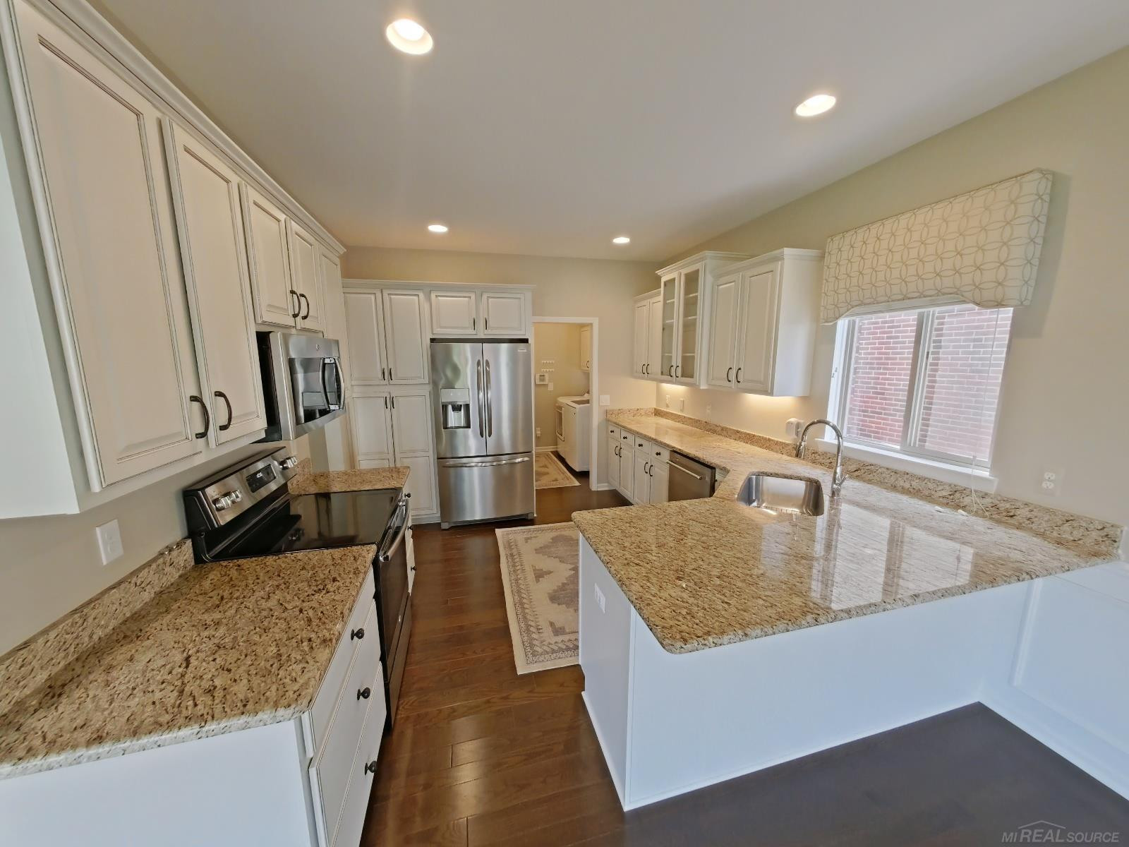 50041 Watling Street, Shelby Twp, MI 48317 — Photo 5