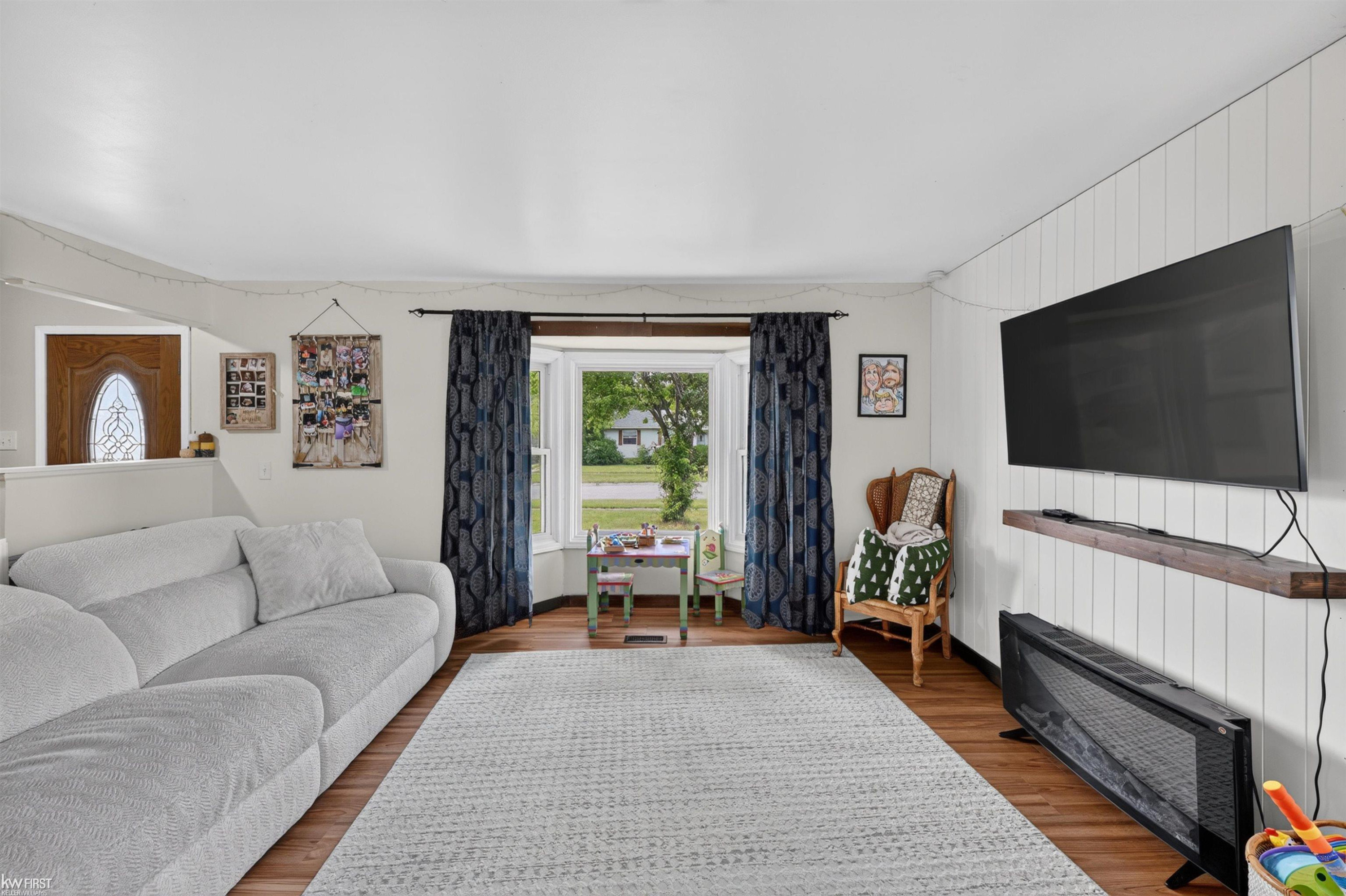 2228 McLaren Street, Burton, MI 48529 — Photo 12