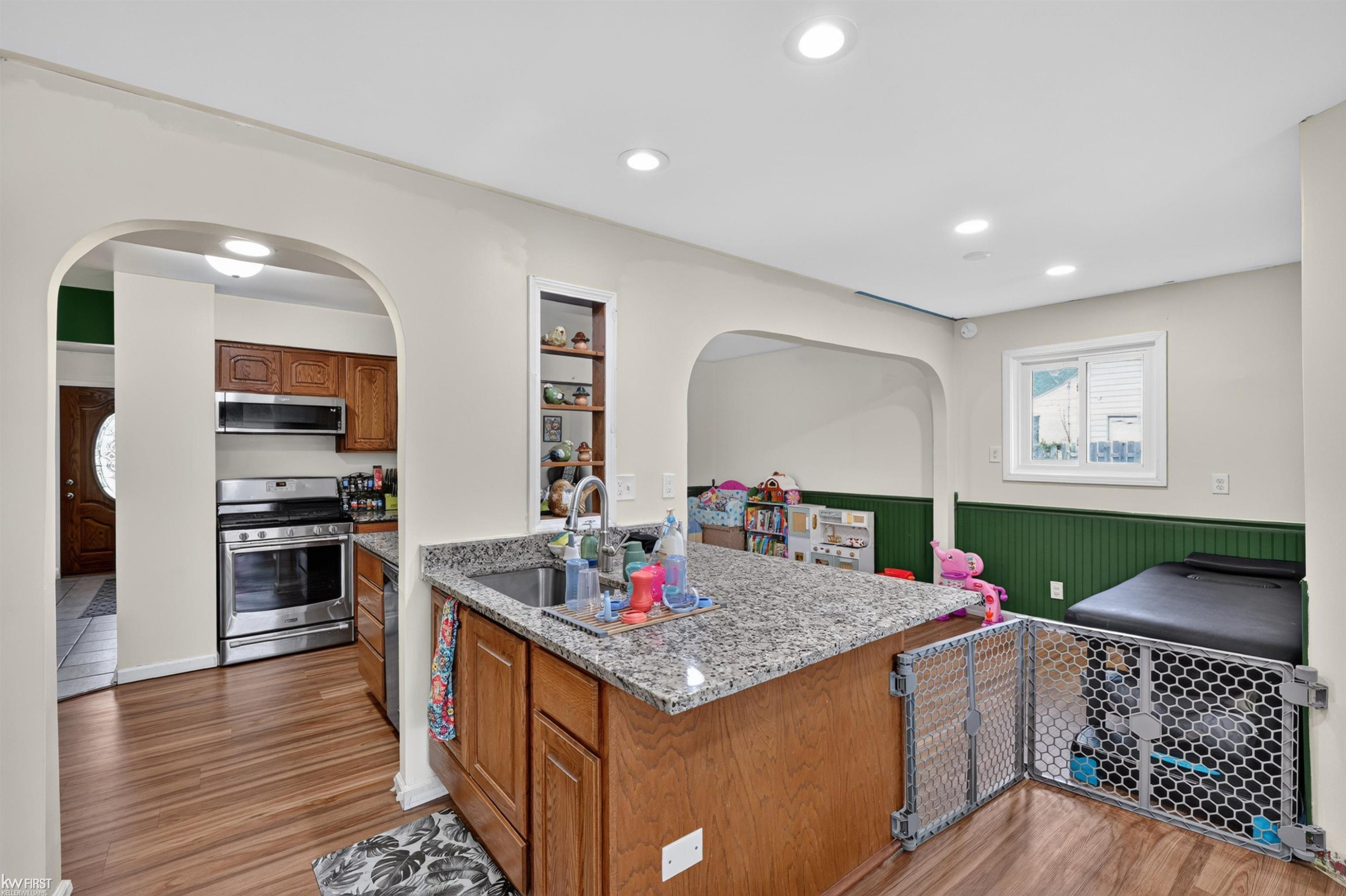 2228 McLaren Street, Burton, MI 48529 — Photo 28