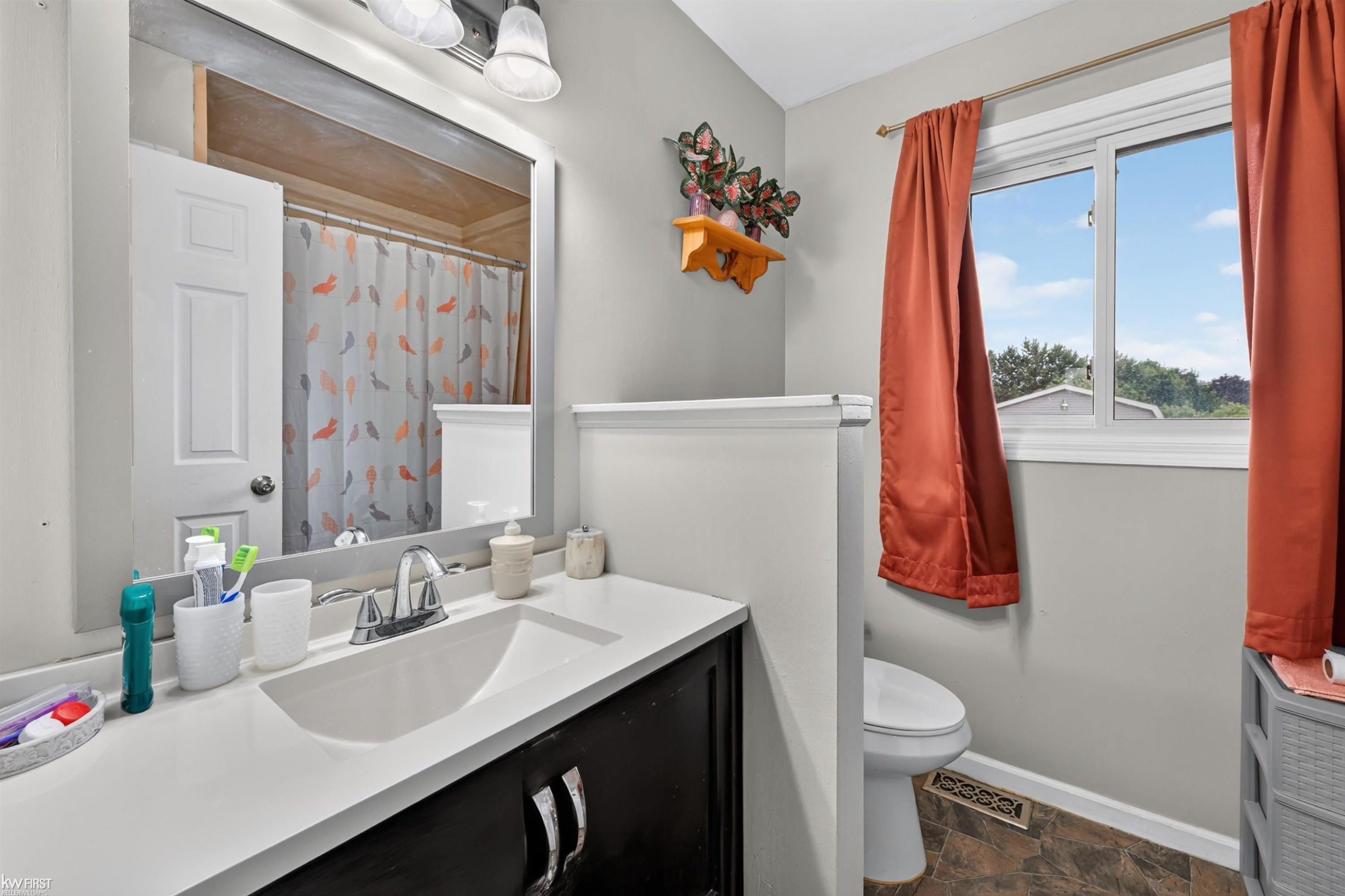 2228 McLaren Street, Burton, MI 48529 — Photo 37