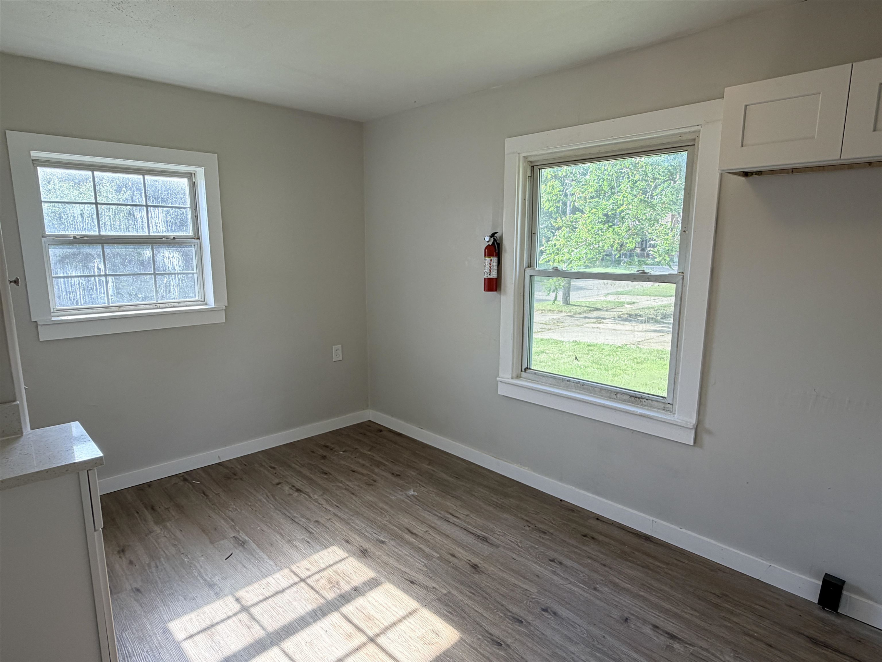 652 Ingleside Avenue, Flint, MI 48507 — Photo 6