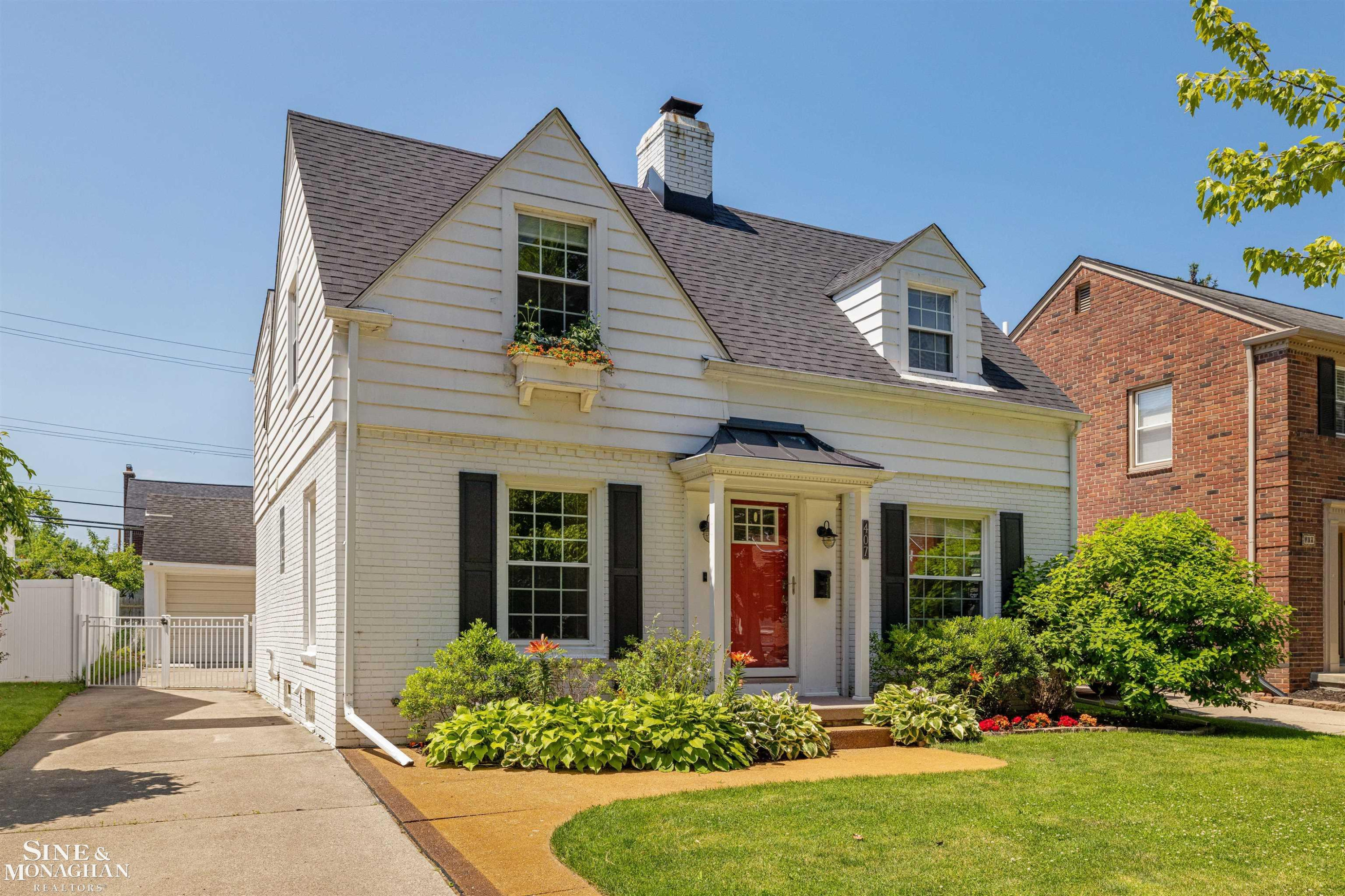 407 Lothrop Road, Grosse Pointe Farms, MI 48236 — Photo 33