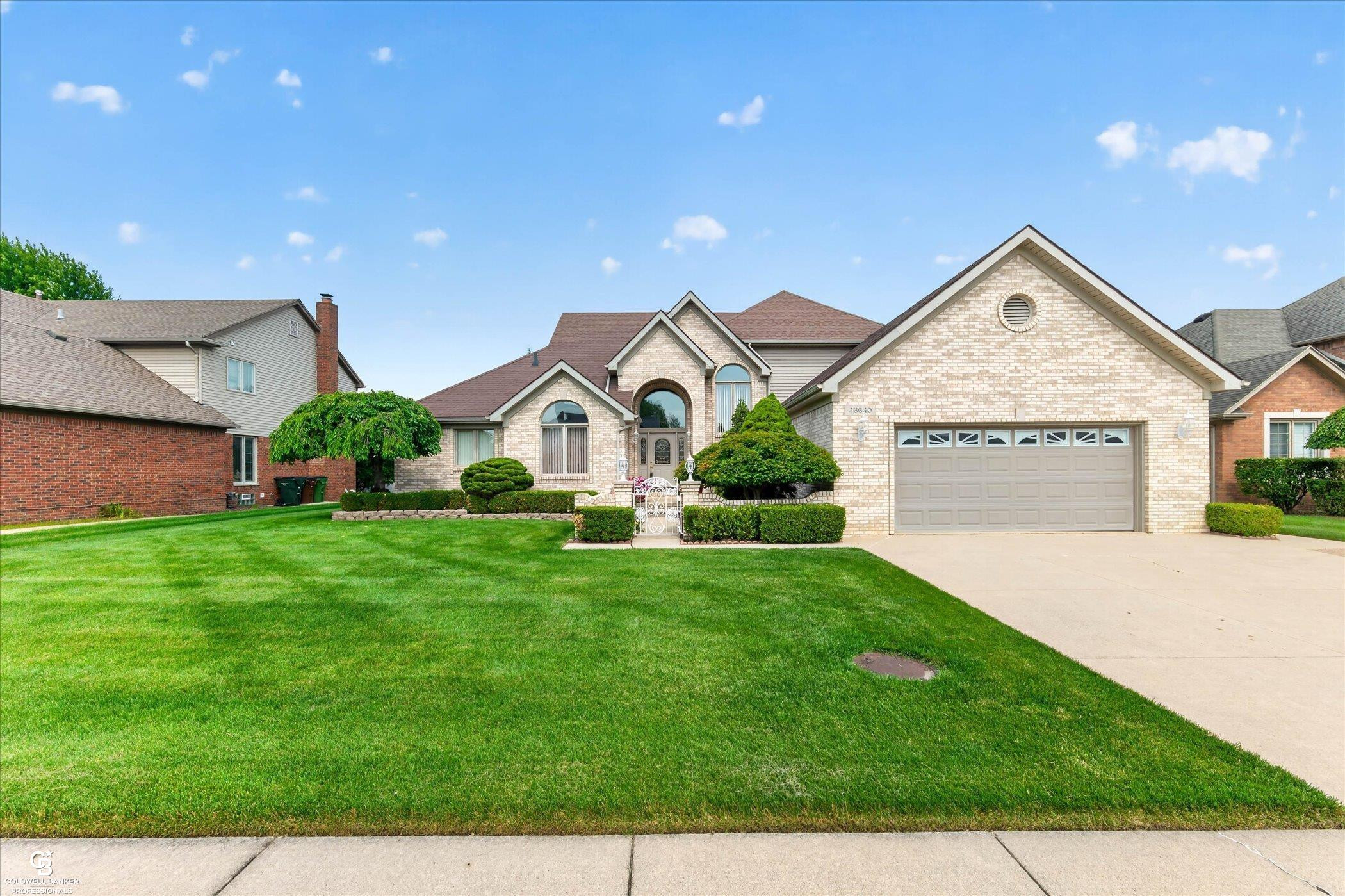 46640 Glen Pointe Drive, Shelby Twp, MI 48315 — Photo 3