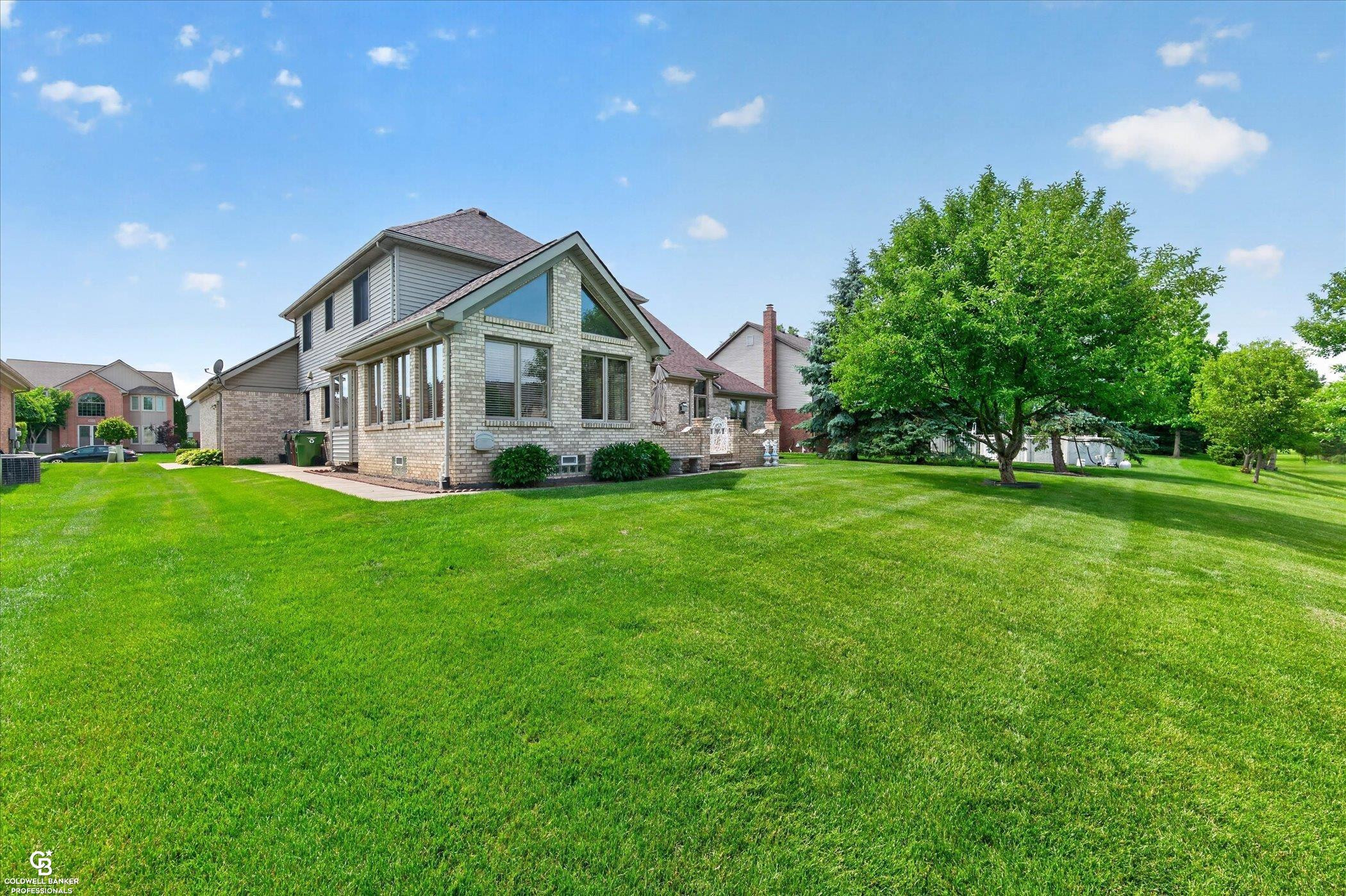 46640 Glen Pointe Drive, Shelby Twp, MI 48315 — Photo 19