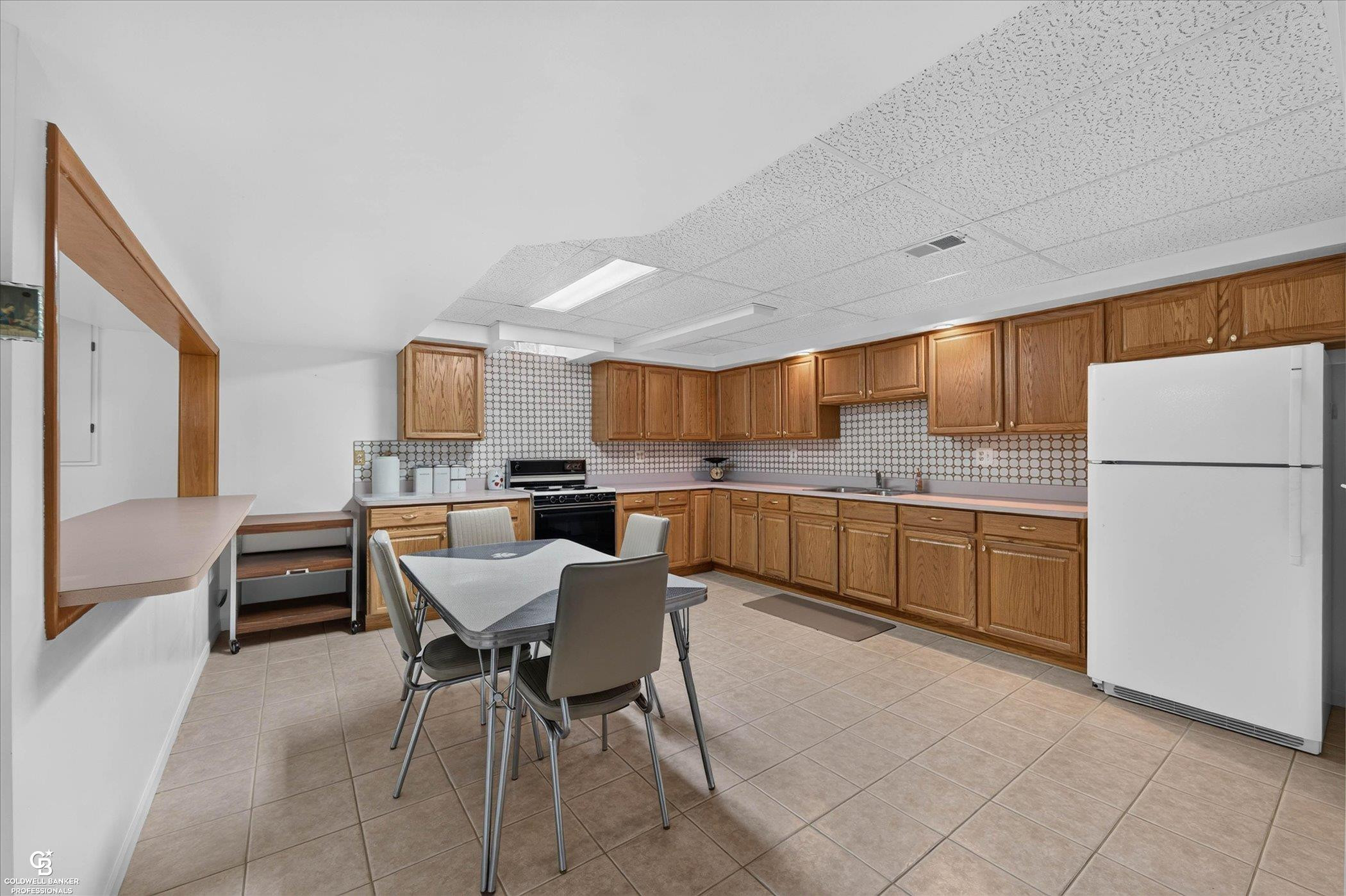 46640 Glen Pointe Drive, Shelby Twp, MI 48315 — Photo 67