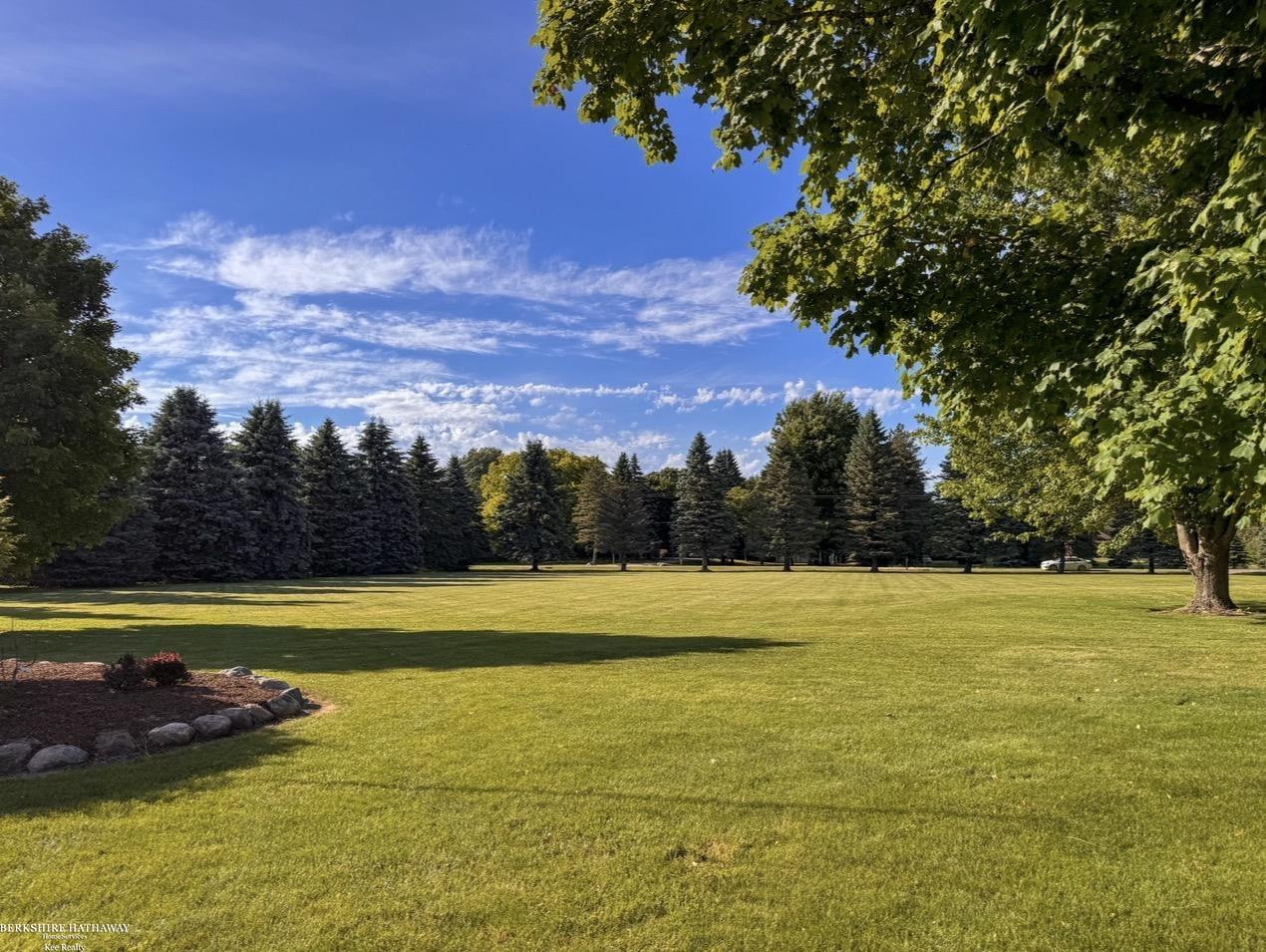 7894 Lantern Drive, Almont, MI 48003 — Photo 3