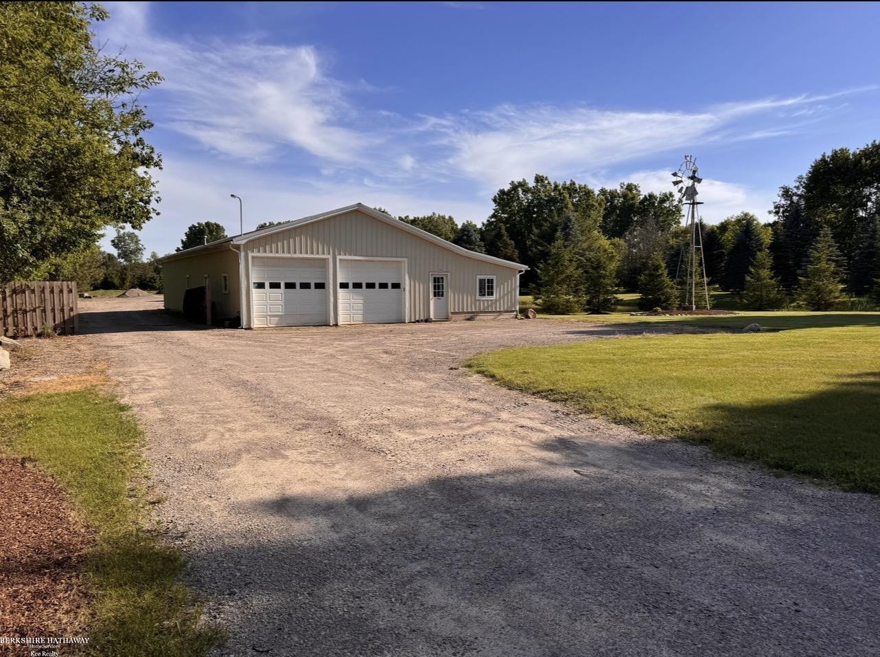 7894 Lantern Drive, Almont, MI 48003 — Photo 4
