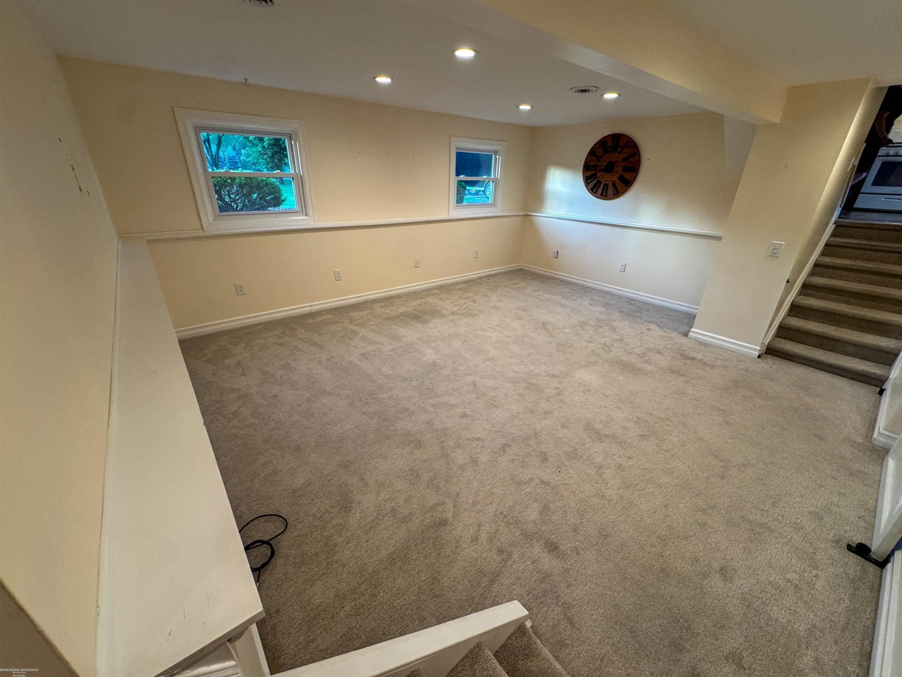 7894 Lantern Drive, Almont, MI 48003 — Photo 11