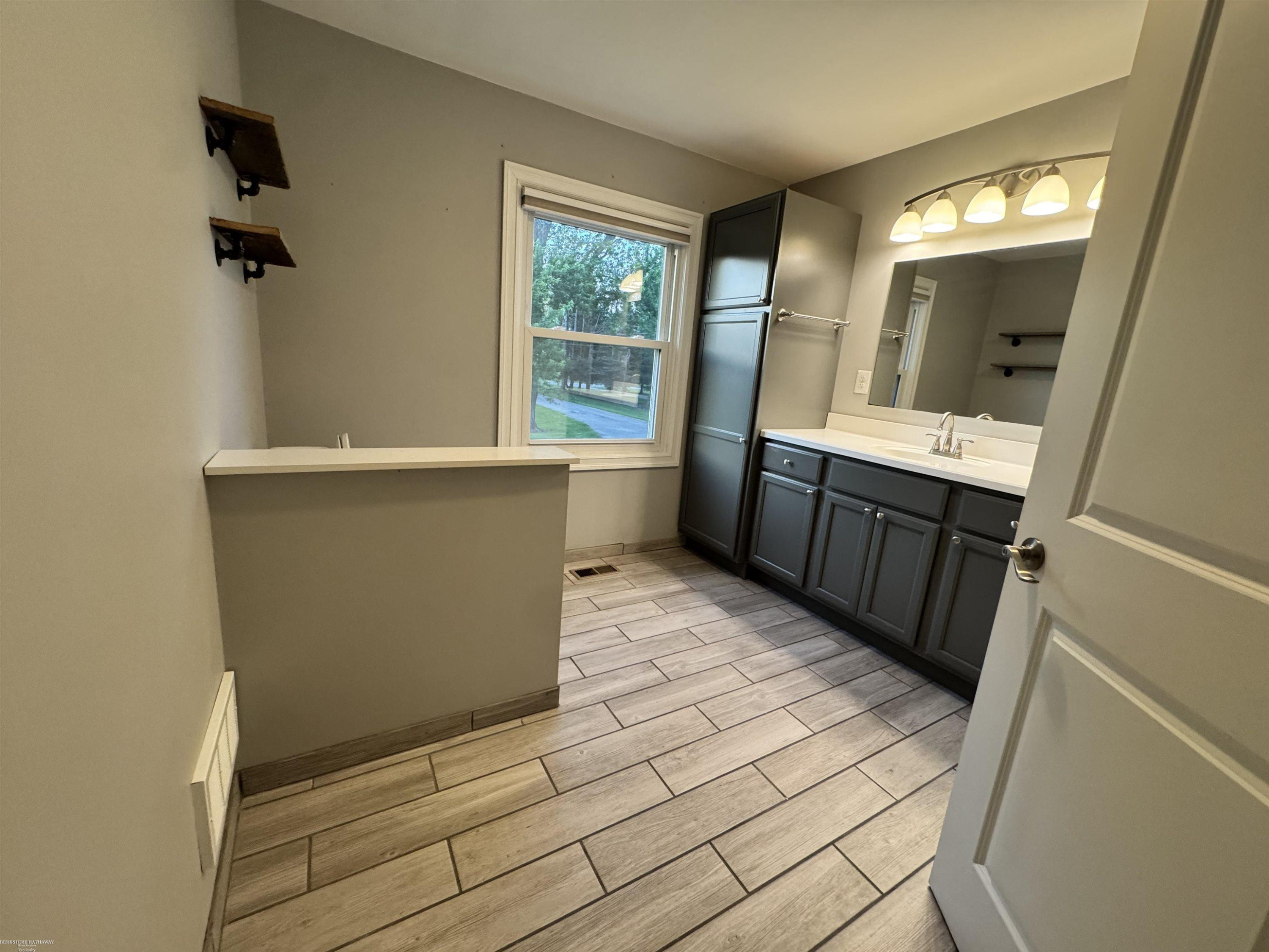 7894 Lantern Drive, Almont, MI 48003 — Photo 14