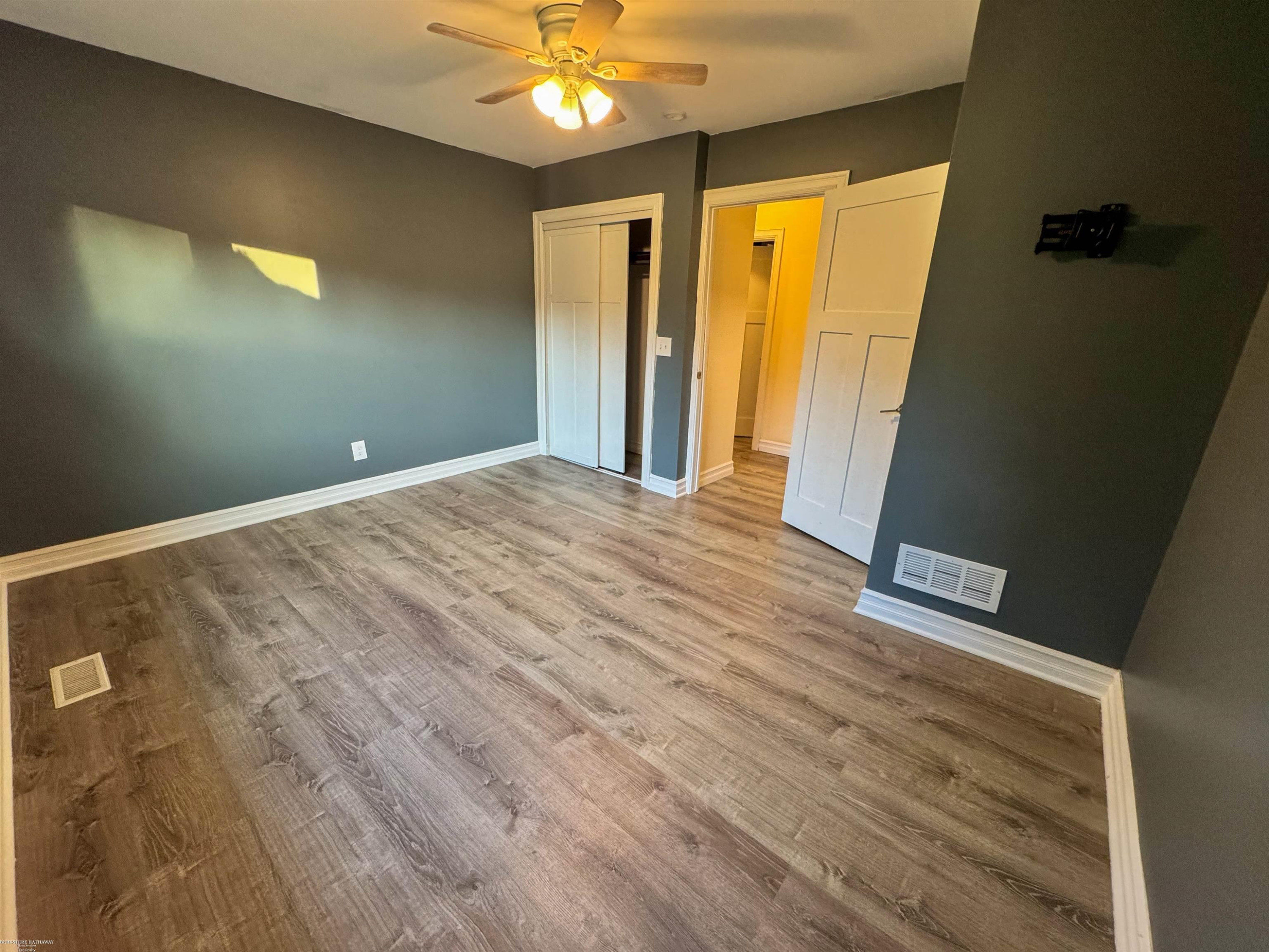 7894 Lantern Drive, Almont, MI 48003 — Photo 17