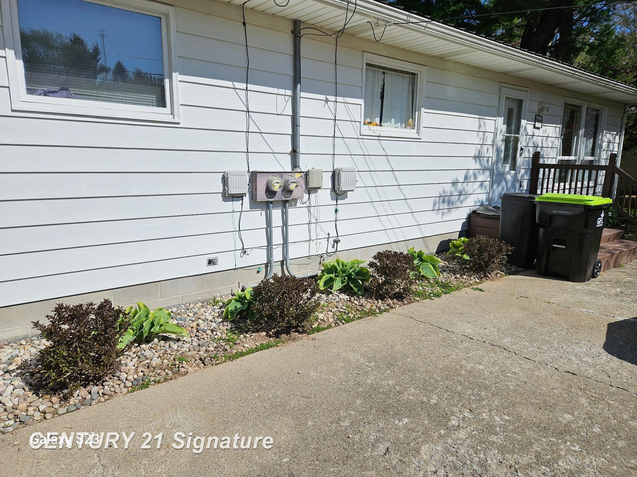1306 Glen Road, Midland, MI 48640 — Photo 3