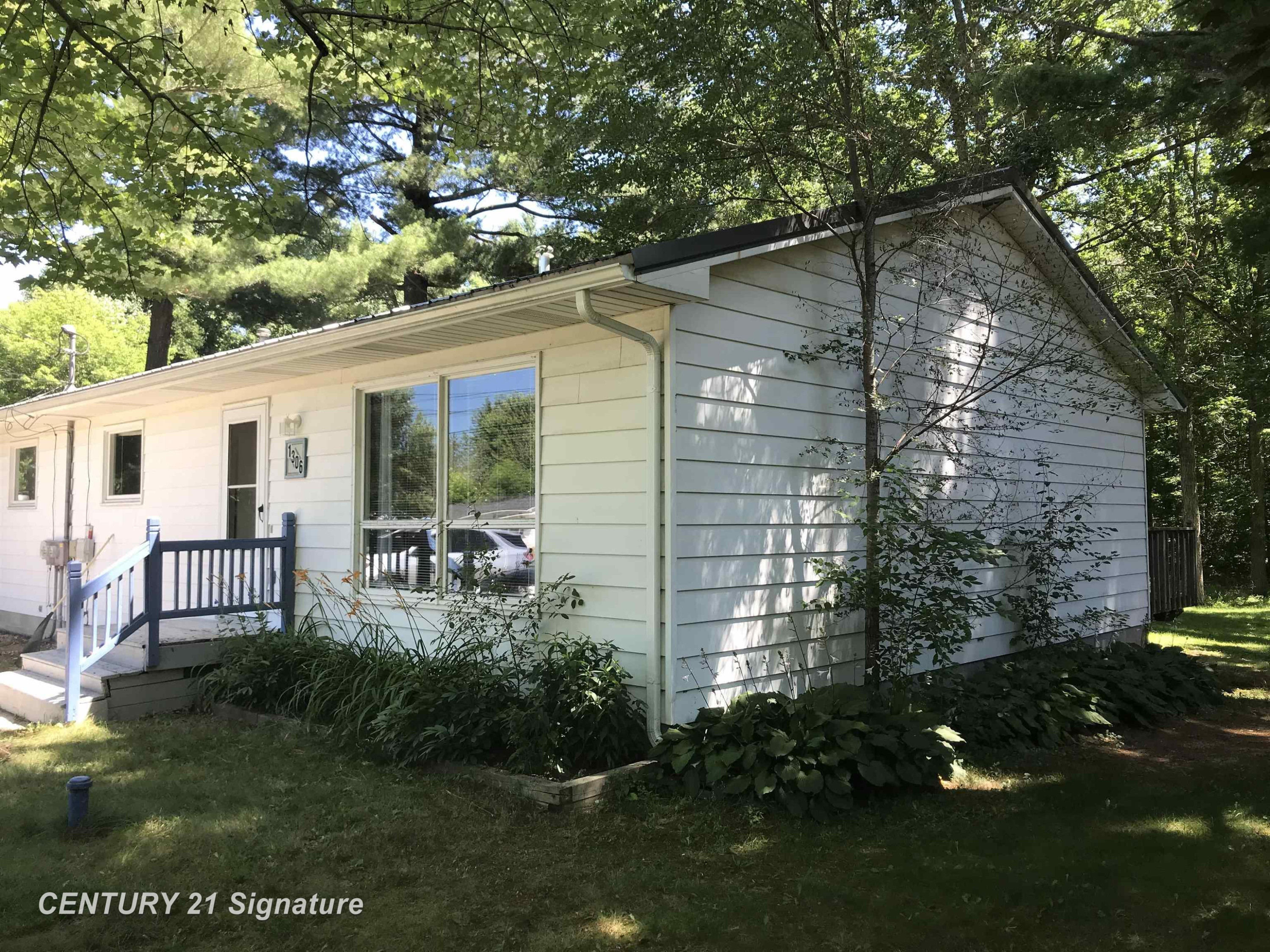 1306 Glen Road, Midland, MI 48640 — Photo 6