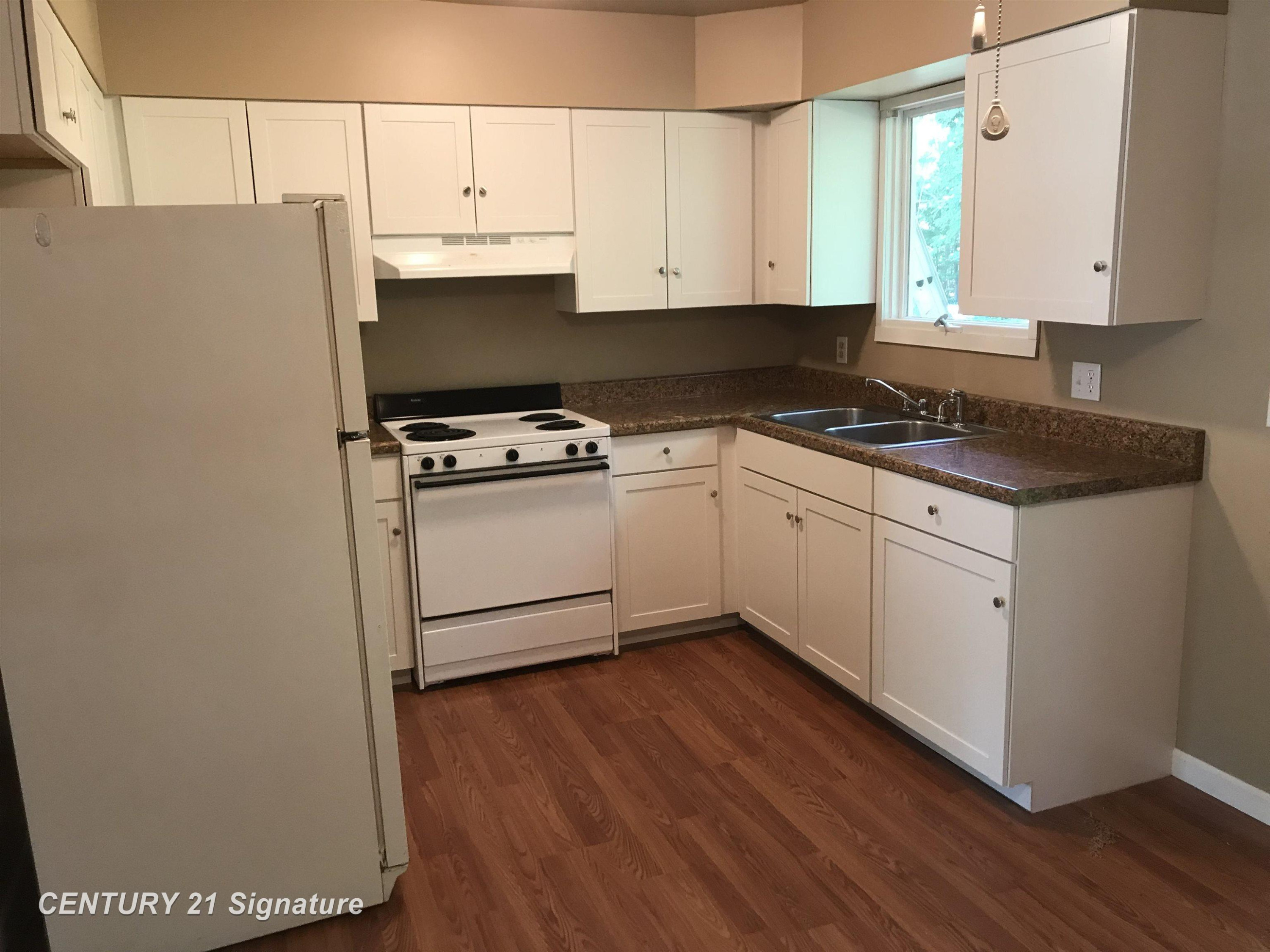 1306 Glen Road, Midland, MI 48640 — Photo 8