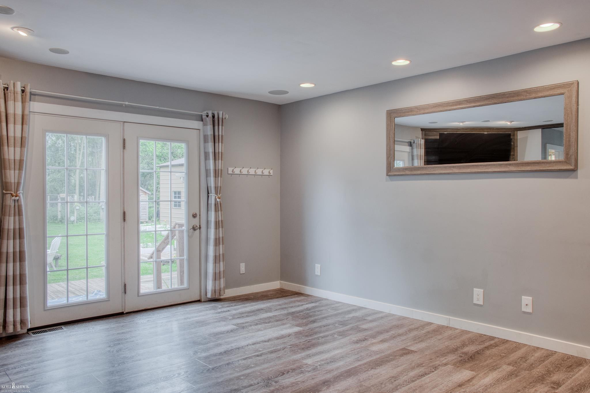 1445 W North Street, Owosso, MI 48867 — Photo 12