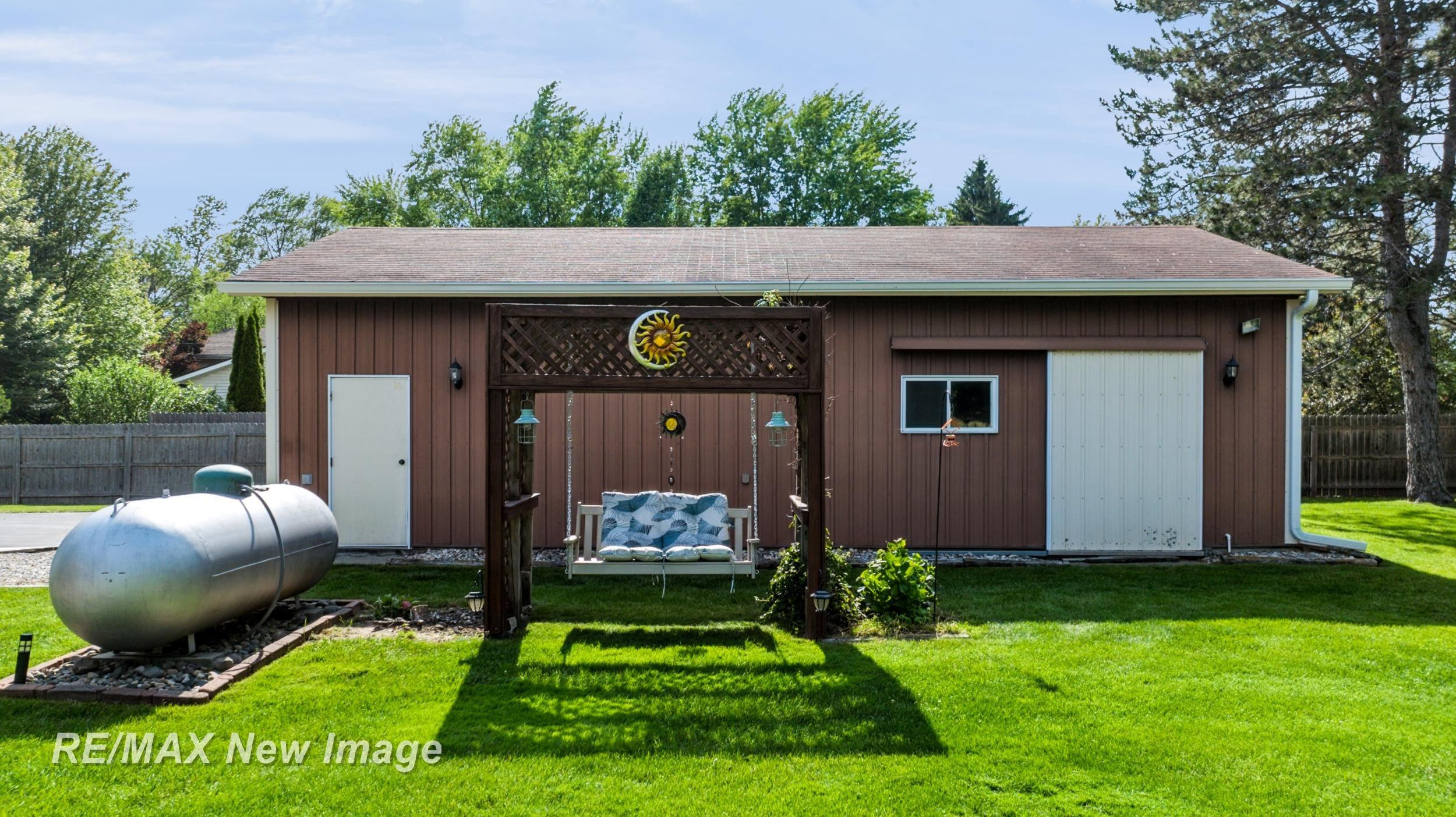 6180 W Freeland Road, Freeland, MI 48623 — Photo 43