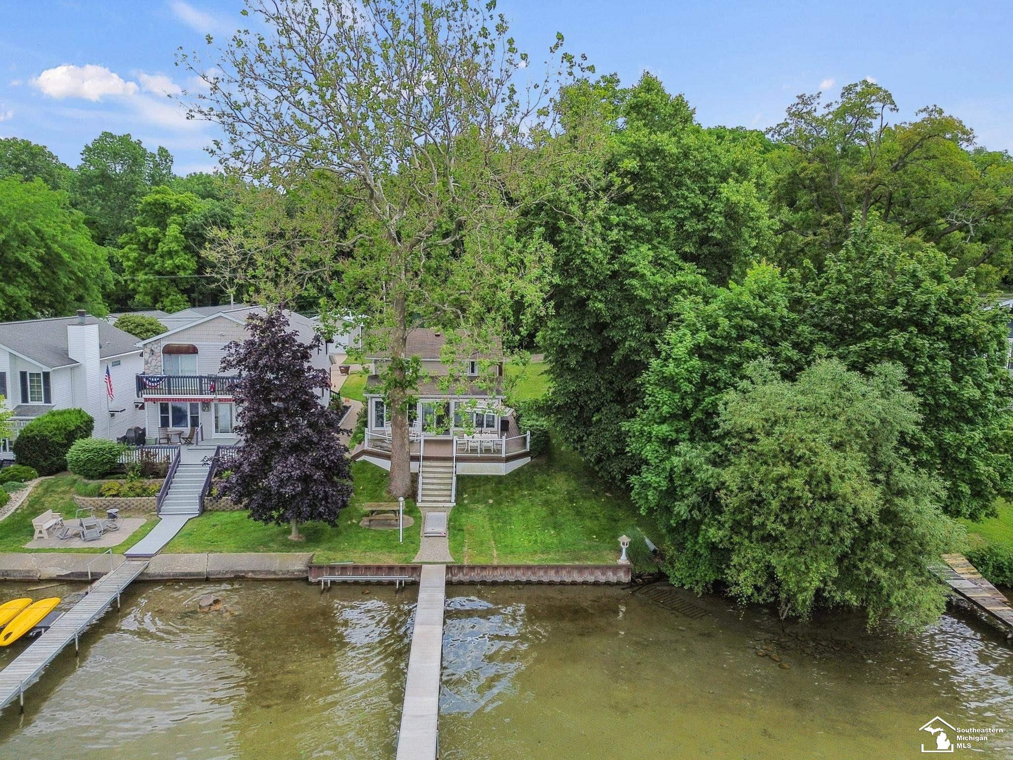 736 Lakeview Drive, Clarklake, MI 49234 — Photo 5
