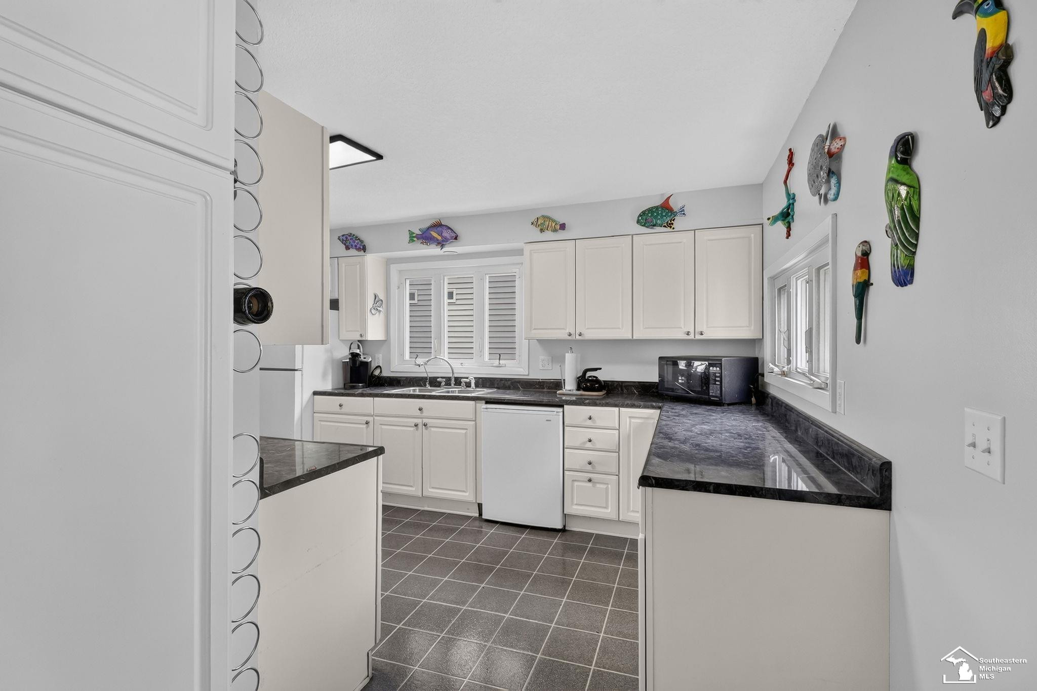736 Lakeview Drive, Clarklake, MI 49234 — Photo 16