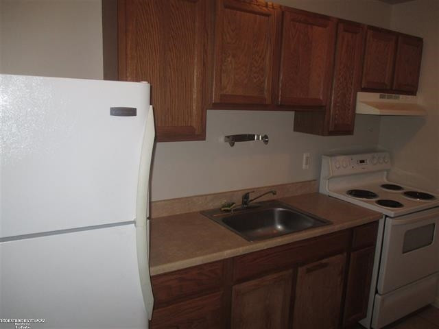 109 South Avenue, Mount Clemens, MI 48043 — Photo 3