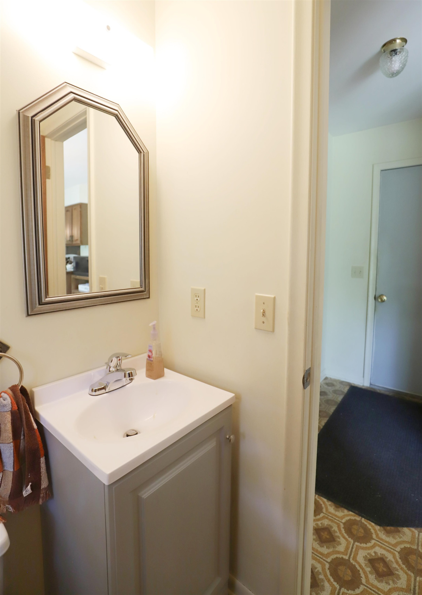 10011 W Coldwater Road, Flushing, MI 48433 — Photo 12