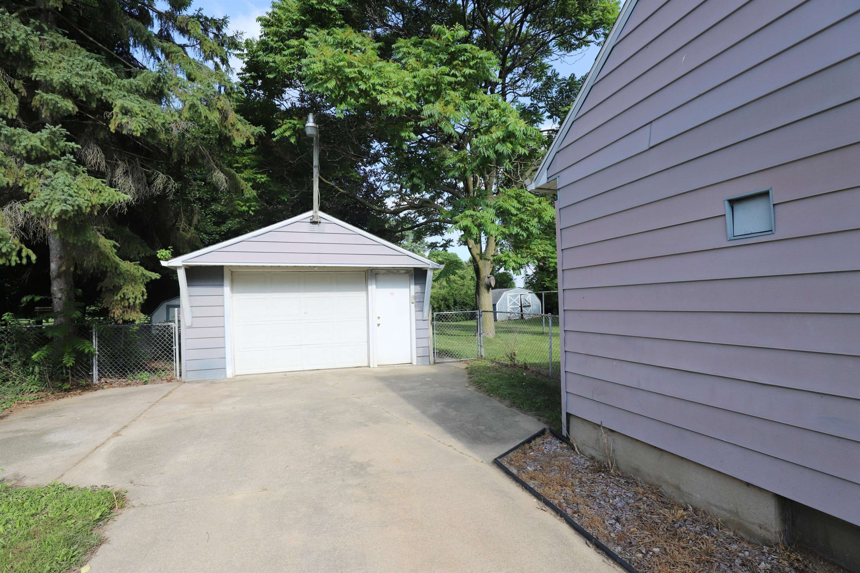 4629 Milton Street, Flint, MI 48507 — Photo 19