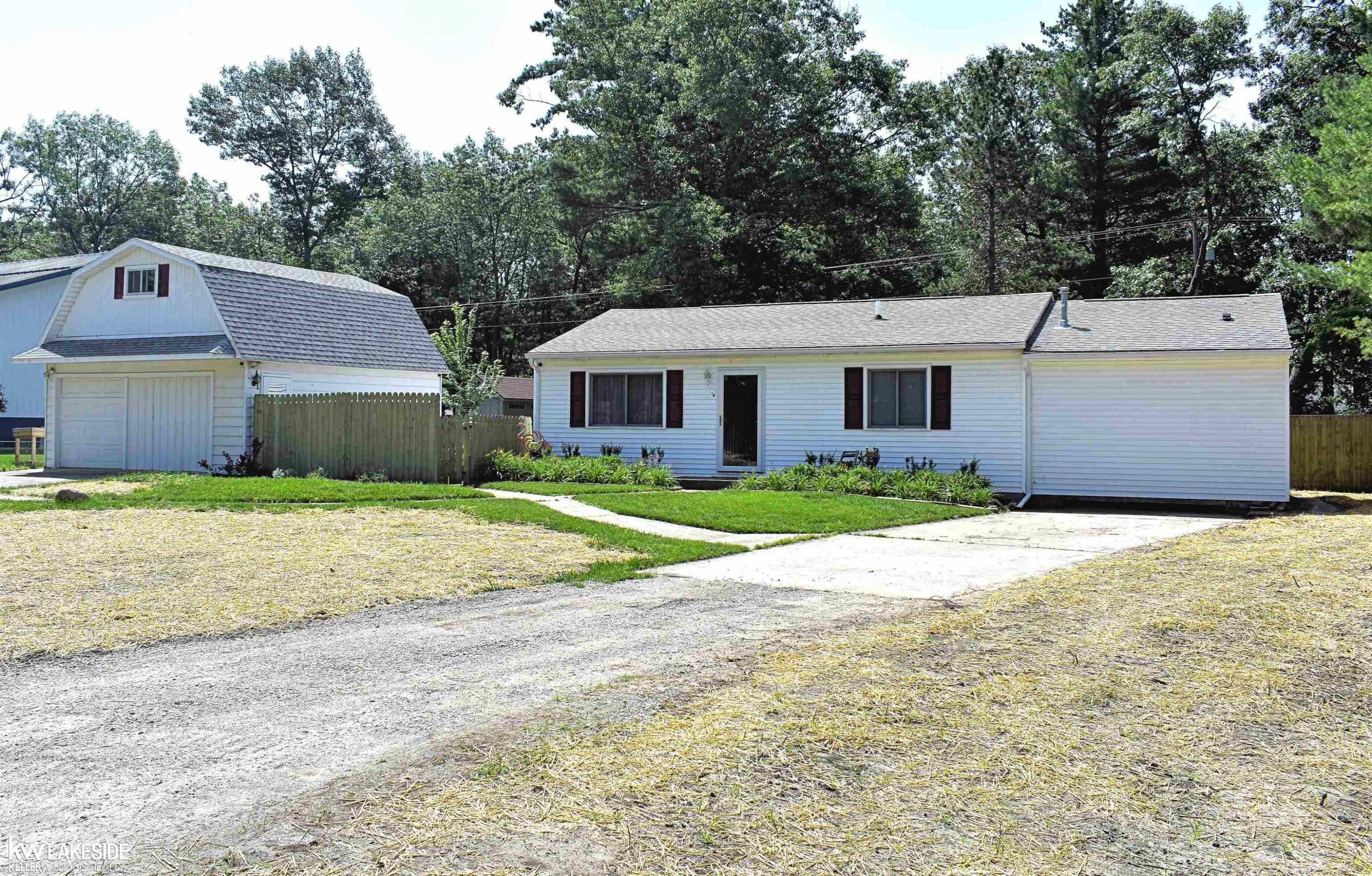 5739 Port Austin Road, Caseville, MI 48725