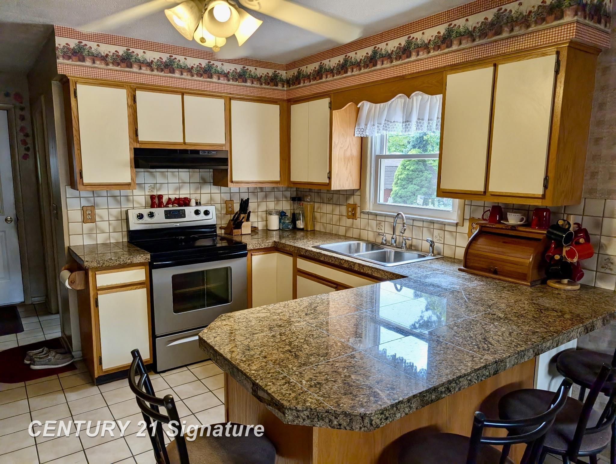 5171 Kenora Drive, Saginaw, MI 48604 — Photo 8