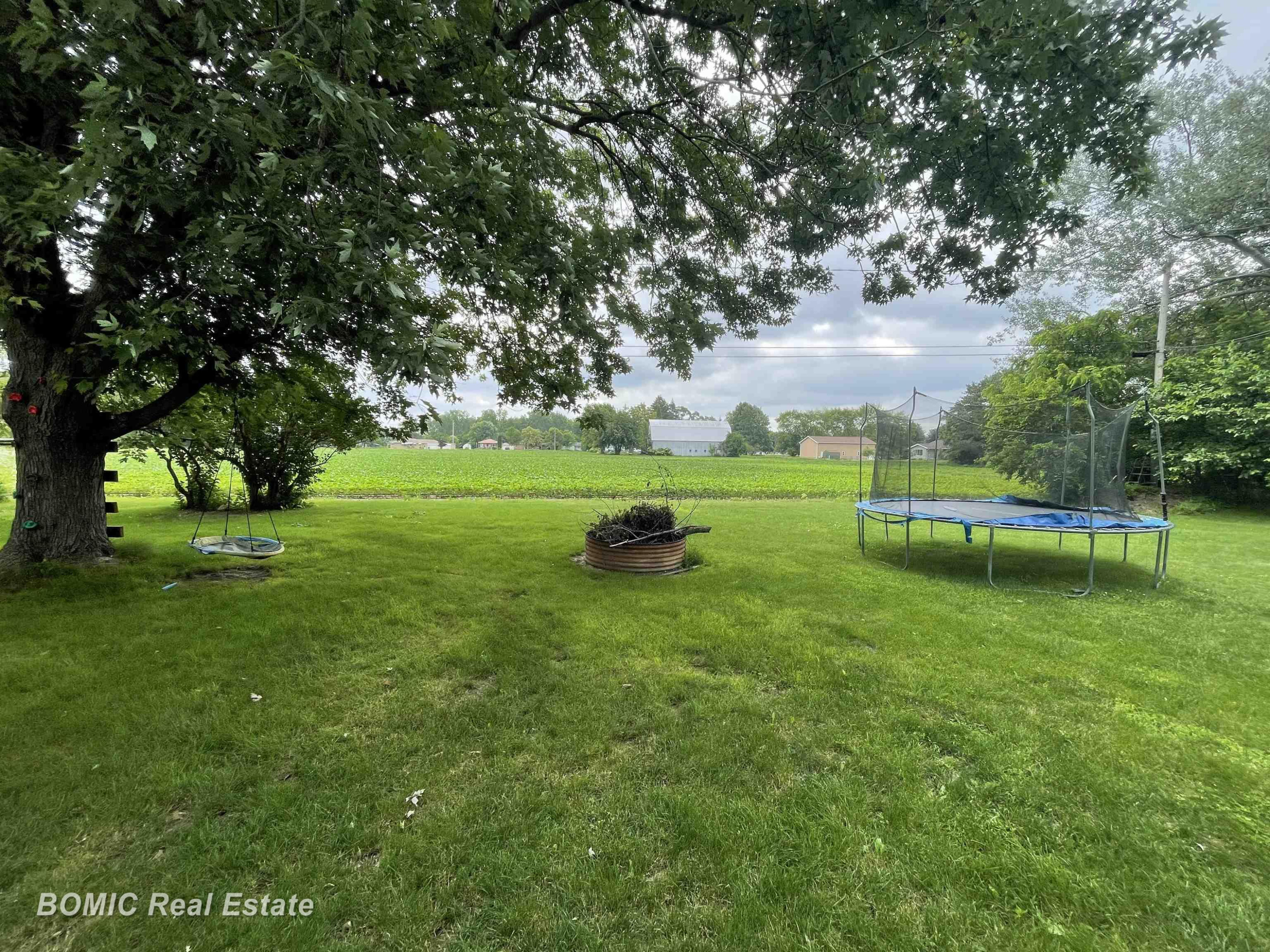 5455 Easy Street, Bay City, MI 48706 — Photo 15
