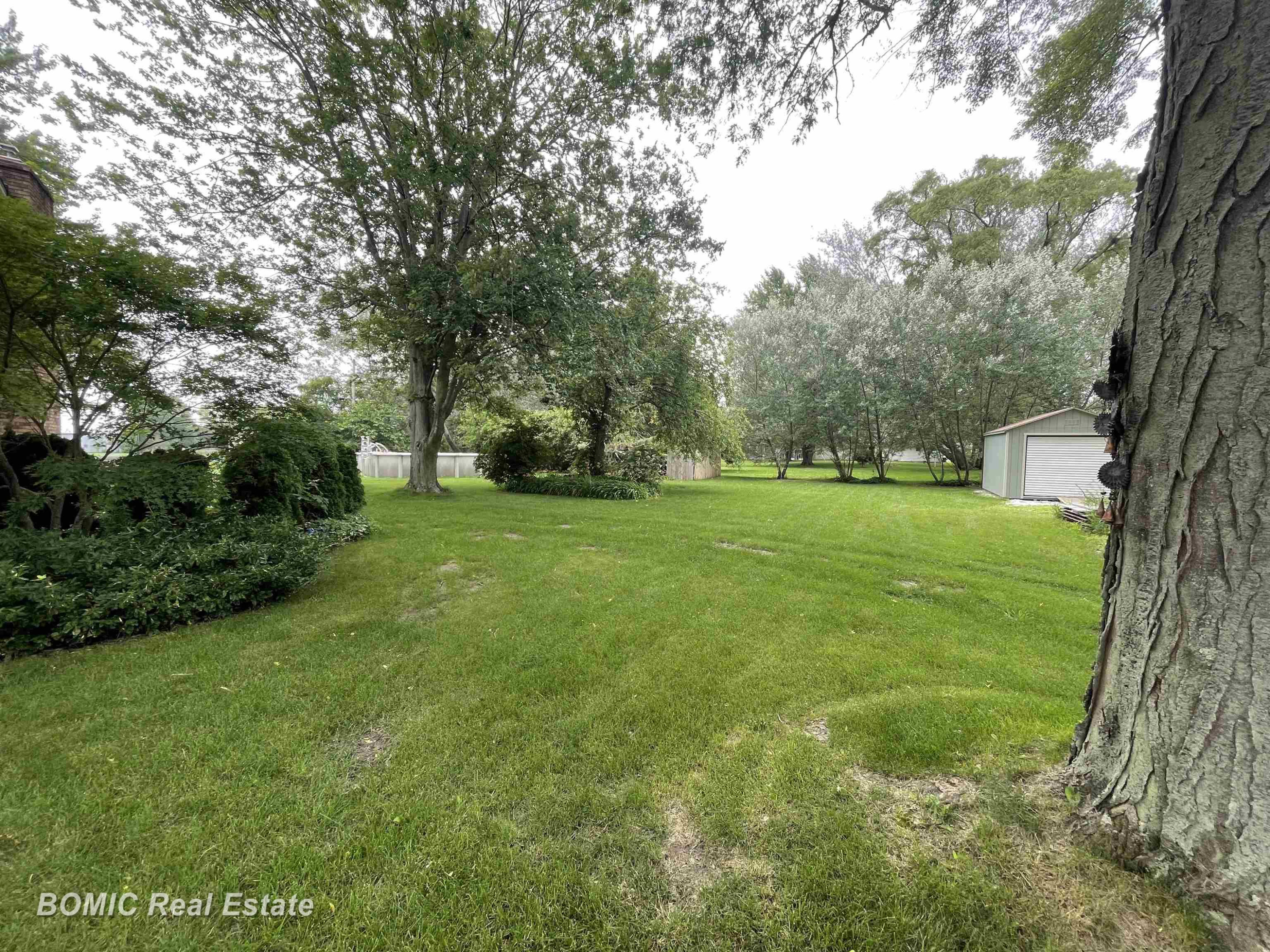 5455 Easy Street, Bay City, MI 48706 — Photo 16