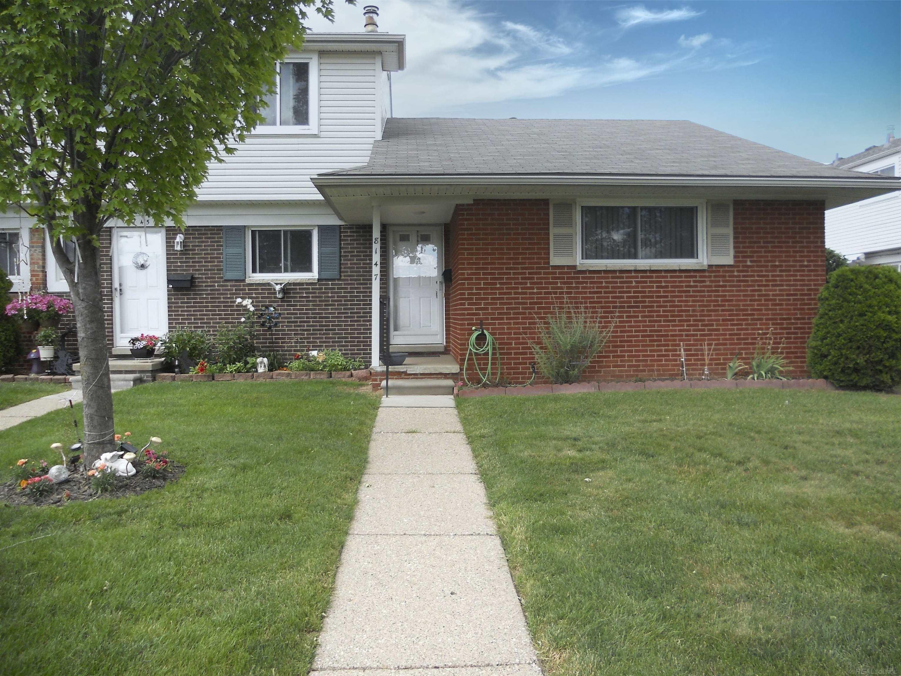 8147 BUSKO Street, Warren, MI 48093 — Photo 2