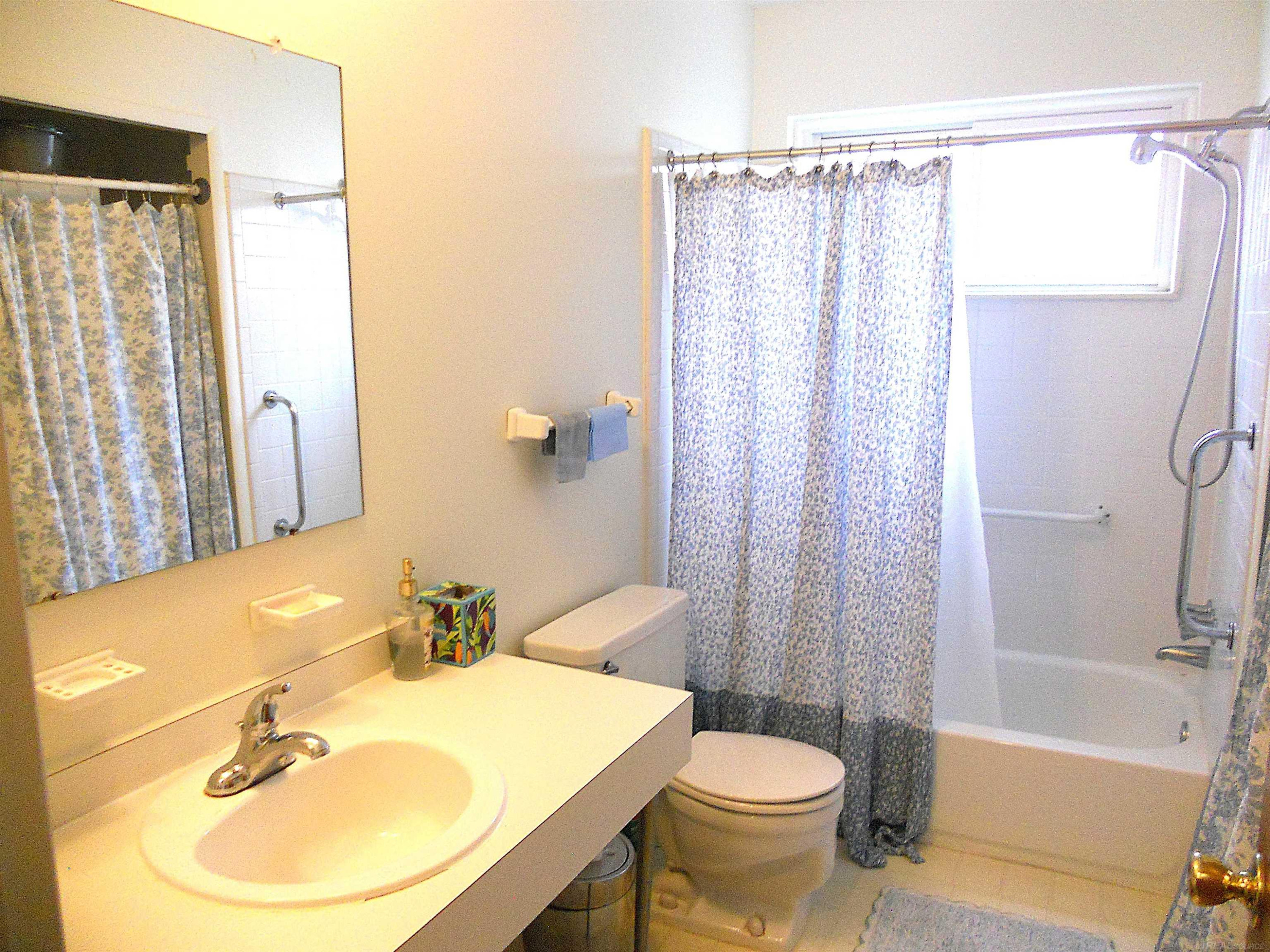 8147 BUSKO Street, Warren, MI 48093 — Photo 17