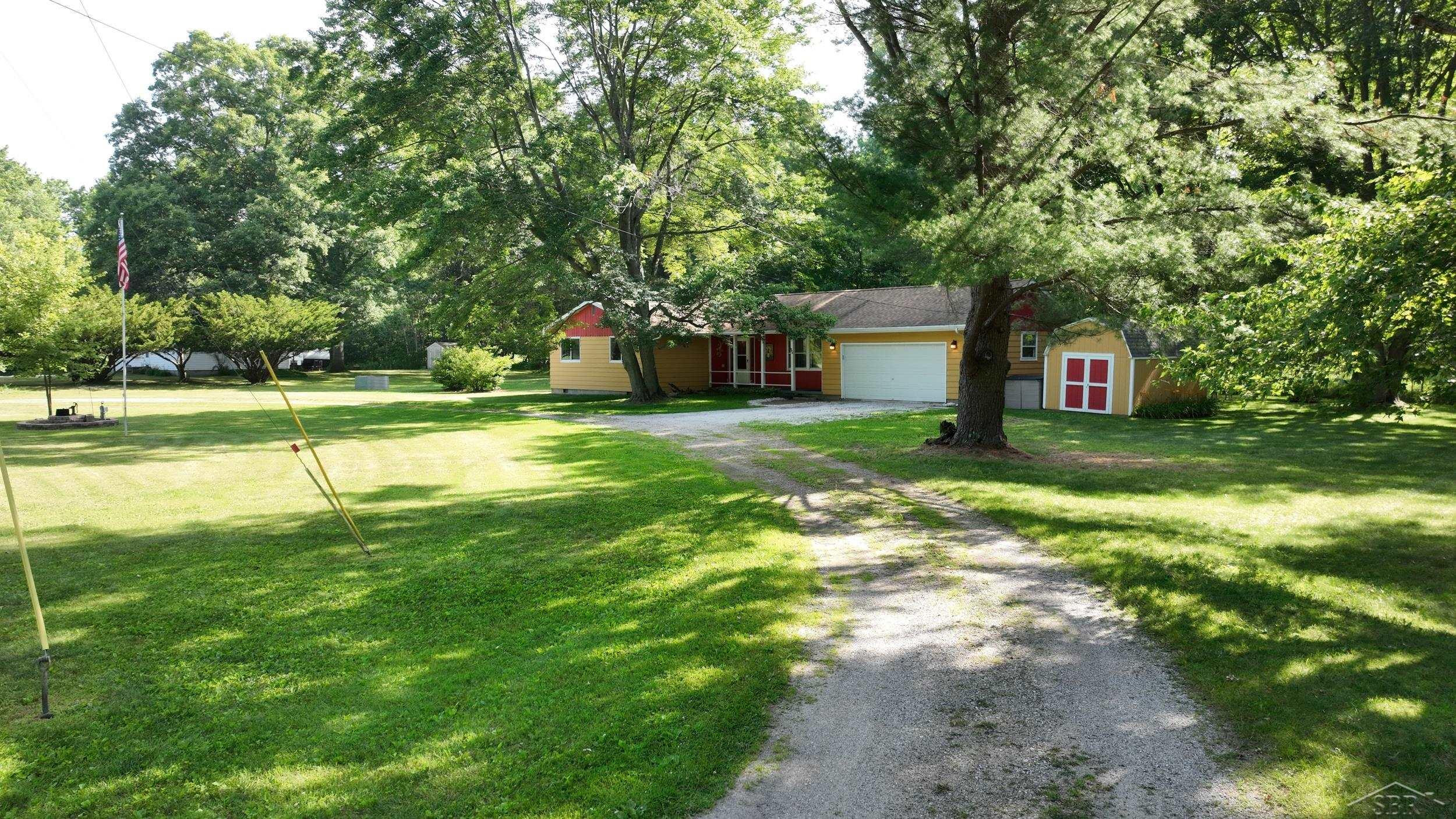 549 S Eight Mile Road, Midland, MI 48640 — Photo 3